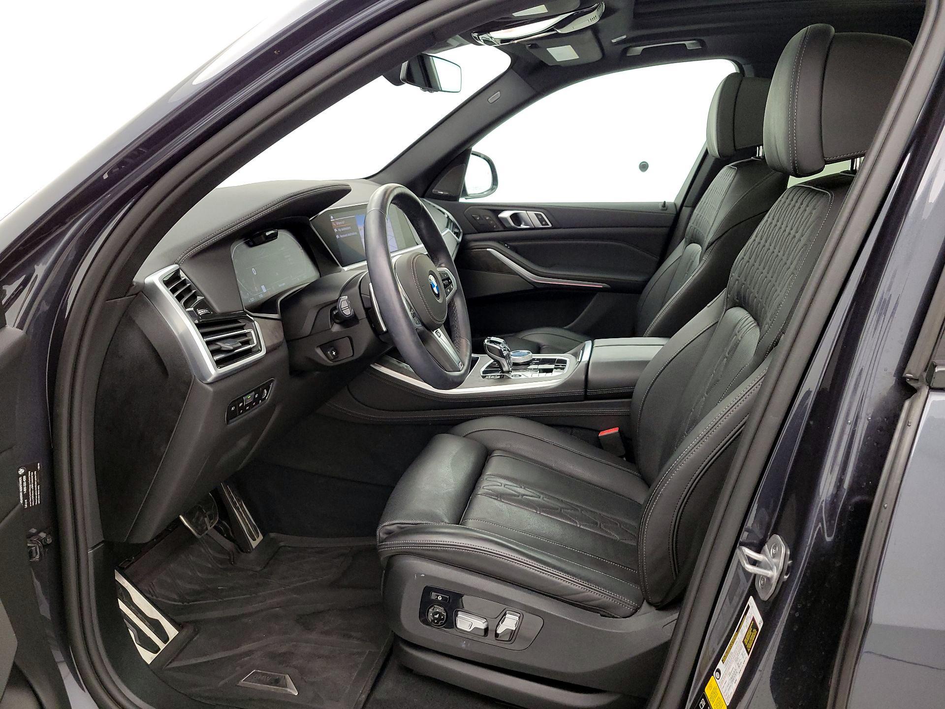 Thumbnail: 2021 BMW X5 - 11
