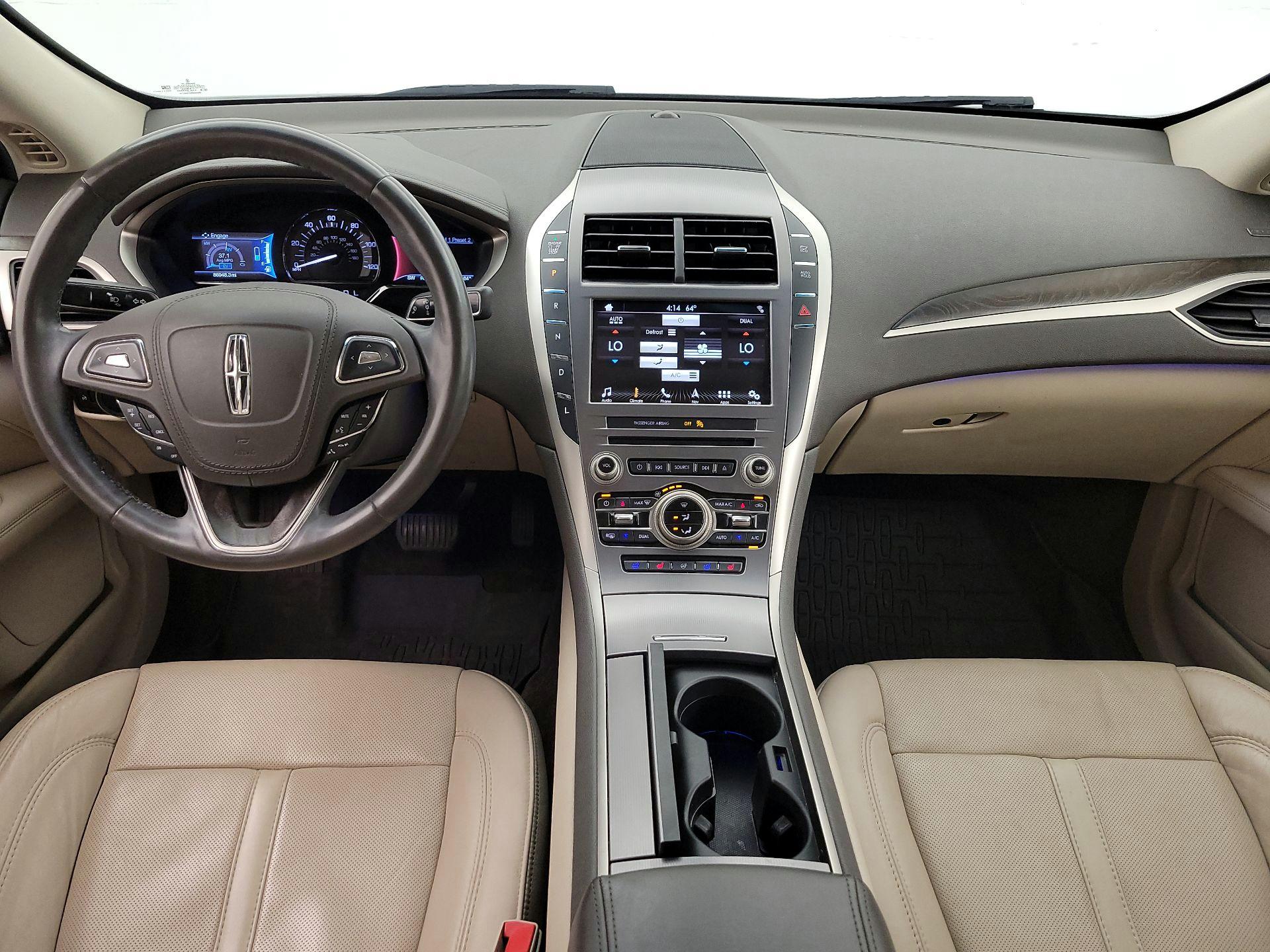 Thumbnail: 2017 Lincoln MKZ - 9