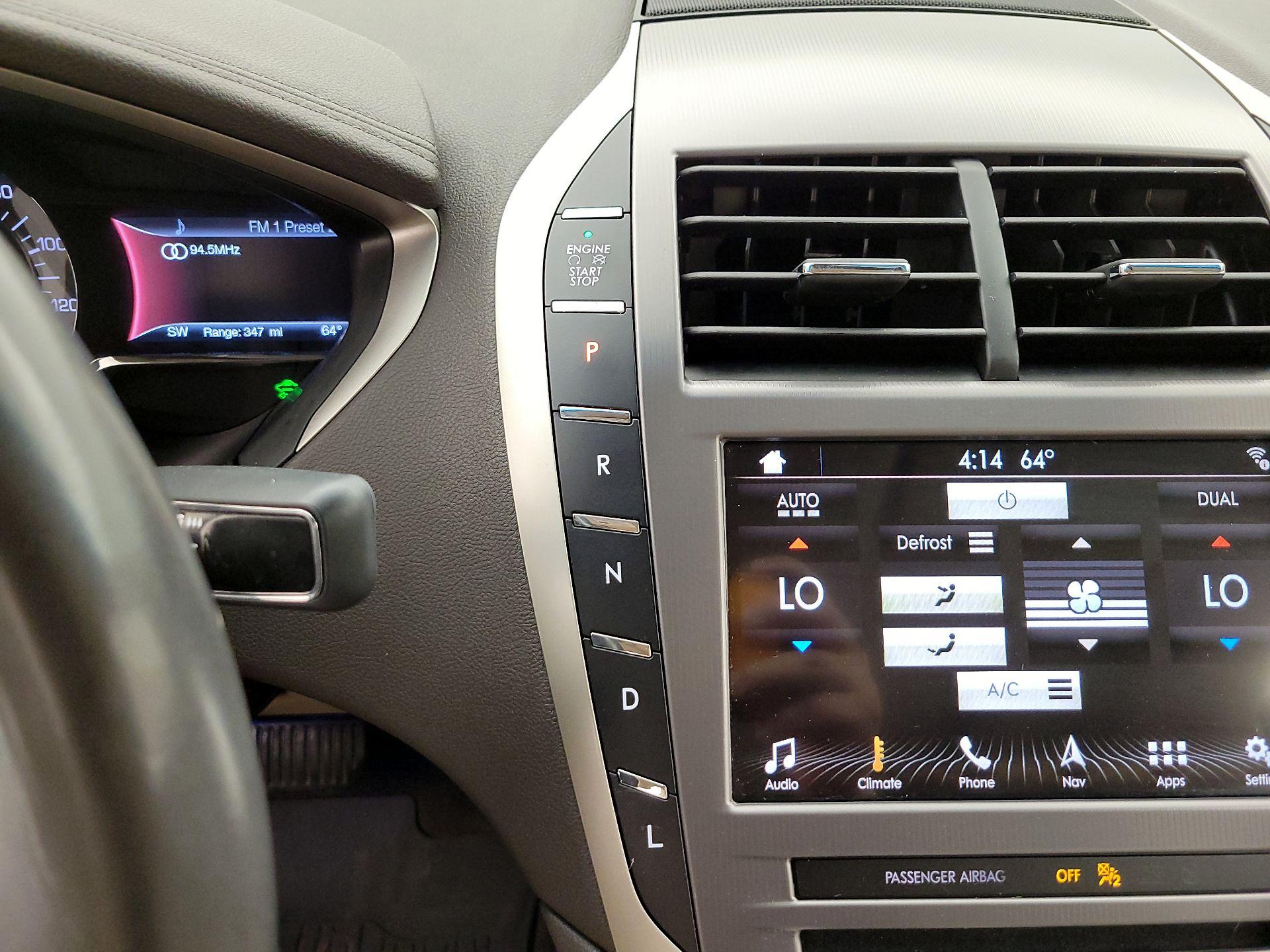 Thumbnail: 2017 Lincoln MKZ - 18