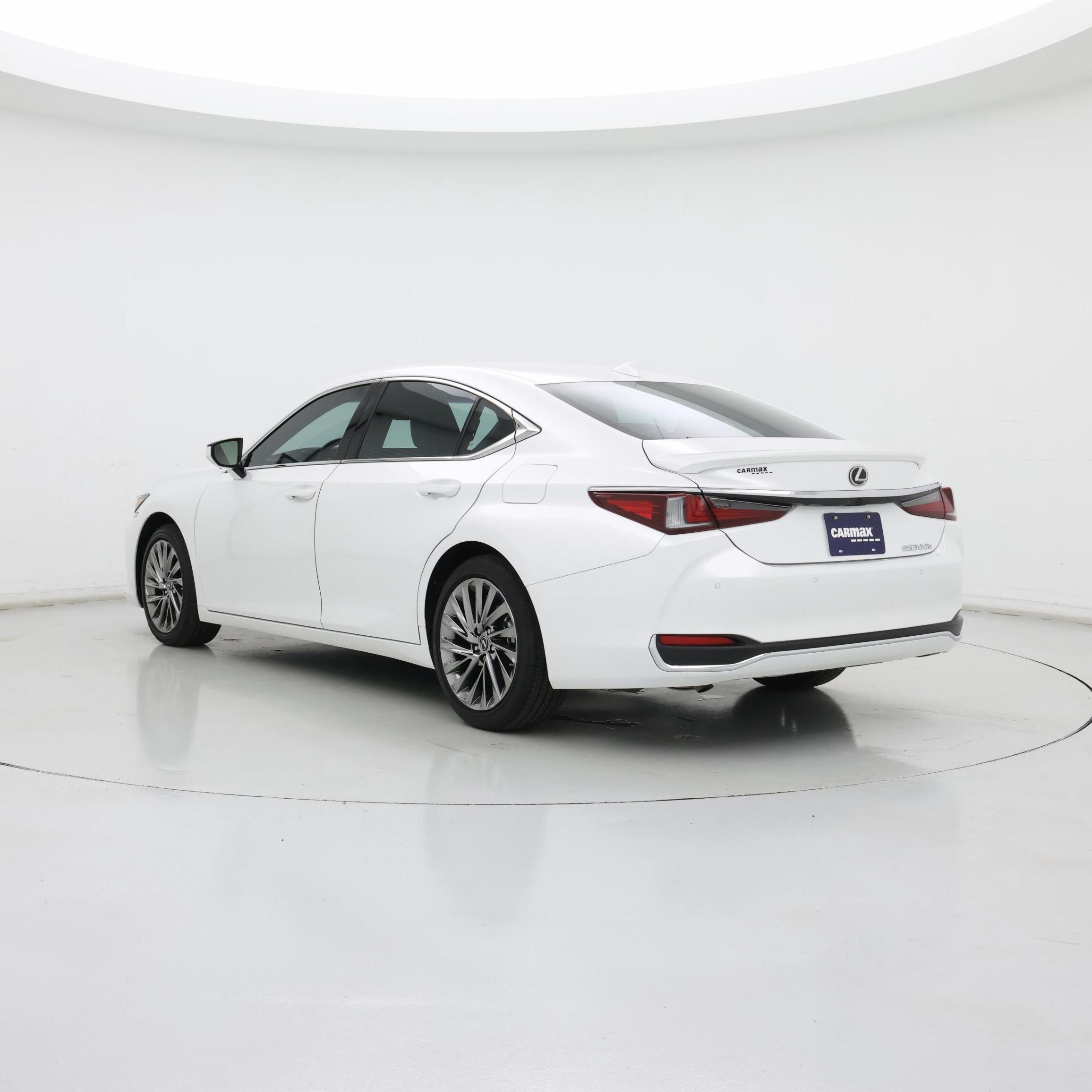 Thumbnail: 2025 Lexus ES - 2