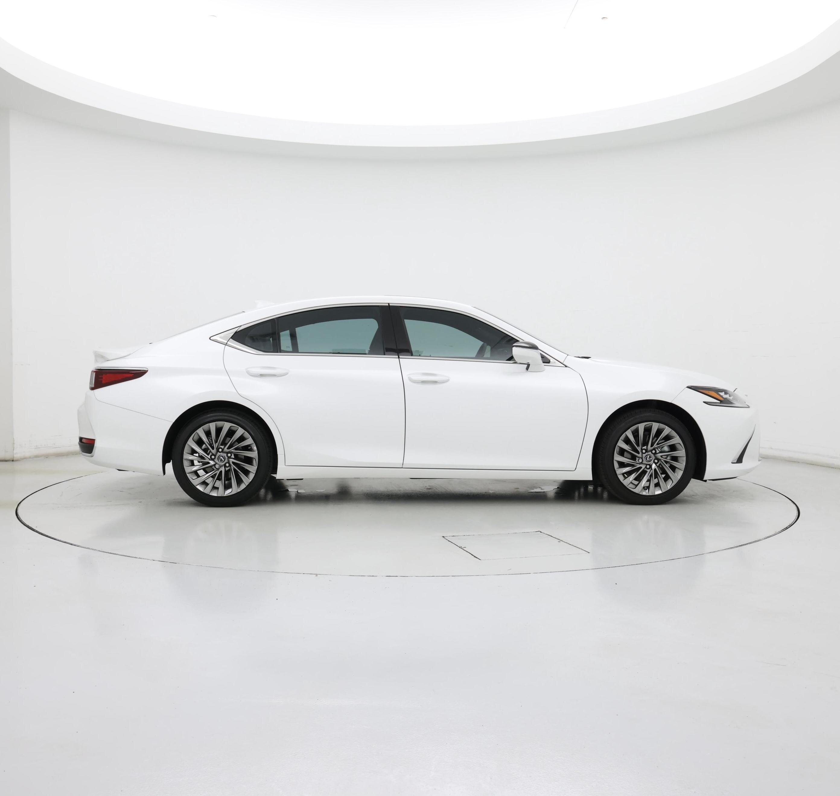 Thumbnail: 2025 Lexus ES - 7