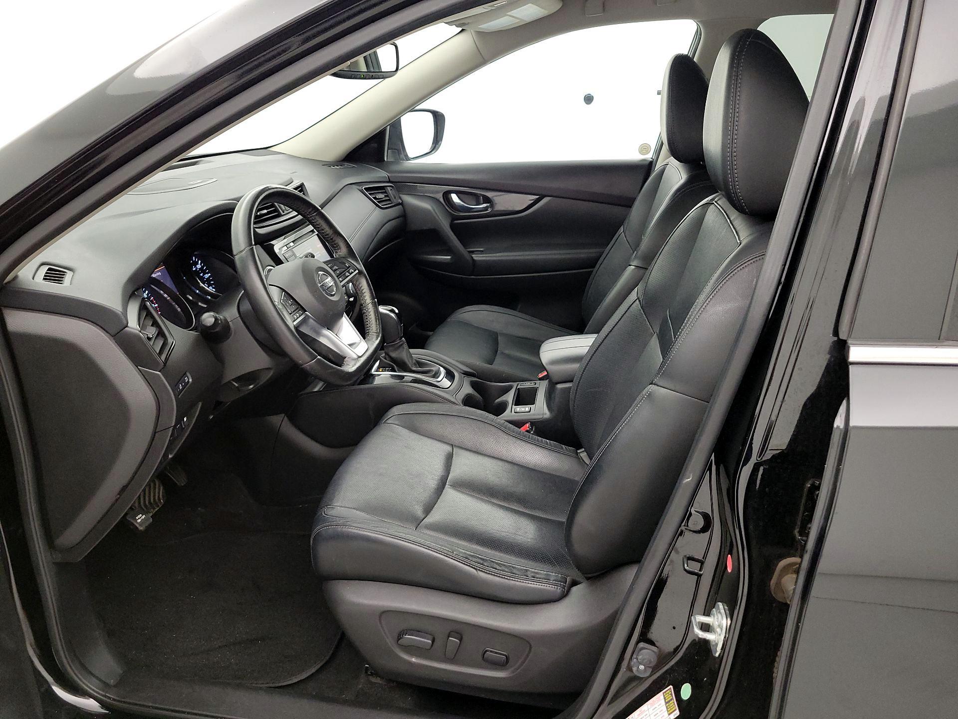 Thumbnail: 2018 Nissan Rogue - 11