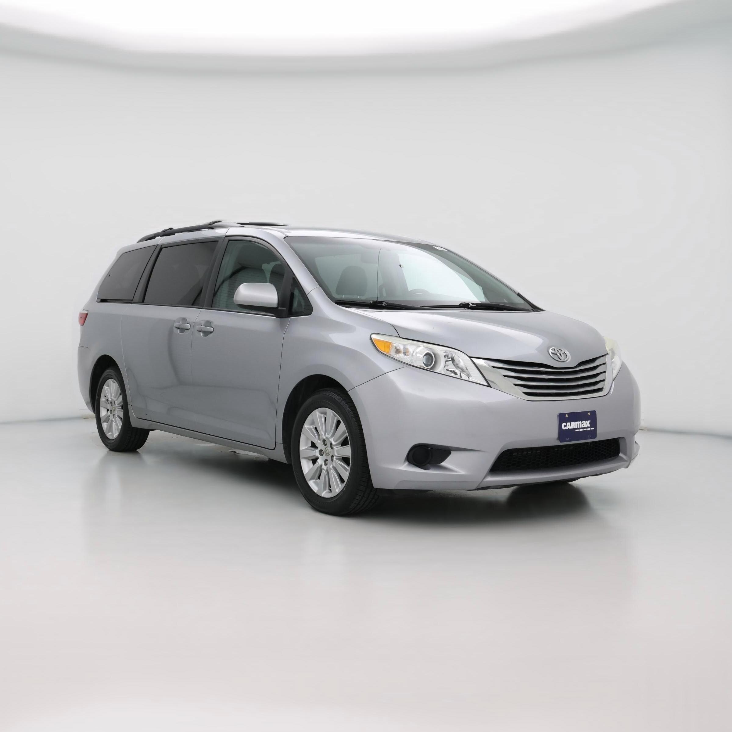 Thumbnail: 2016 Toyota Sienna - 1