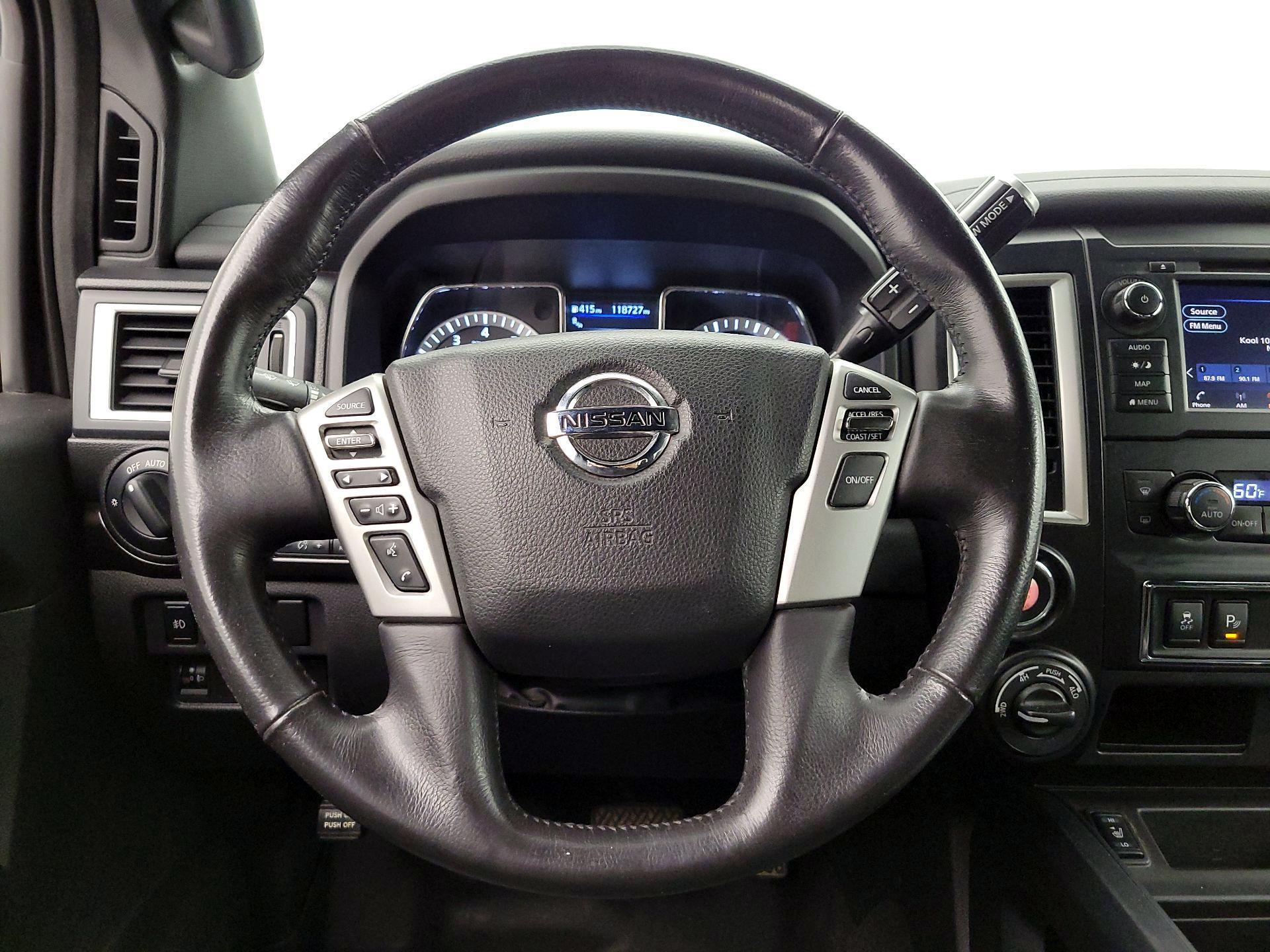 Thumbnail: 2019 Nissan Titan - 10