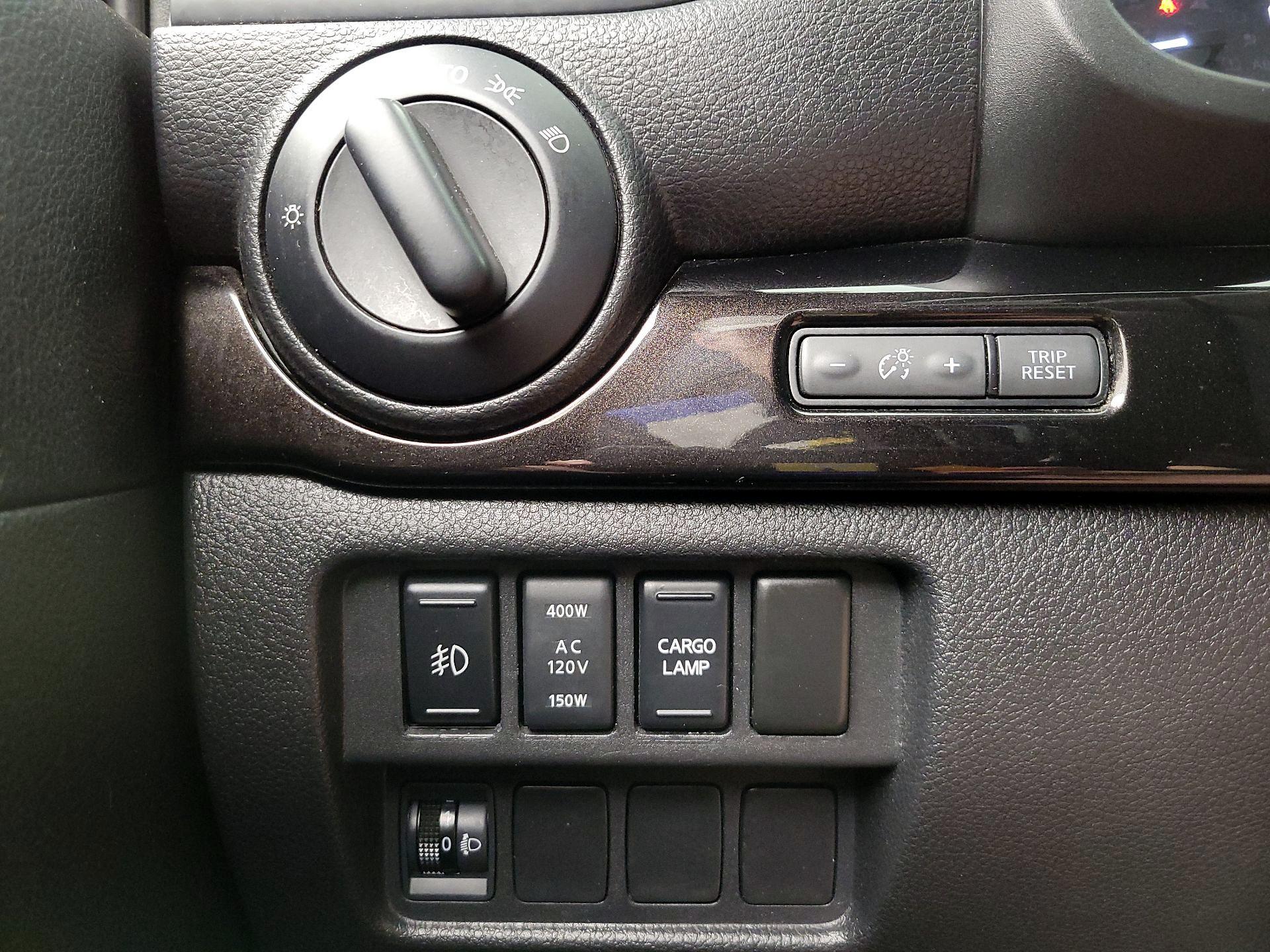 Thumbnail: 2019 Nissan Titan - 13