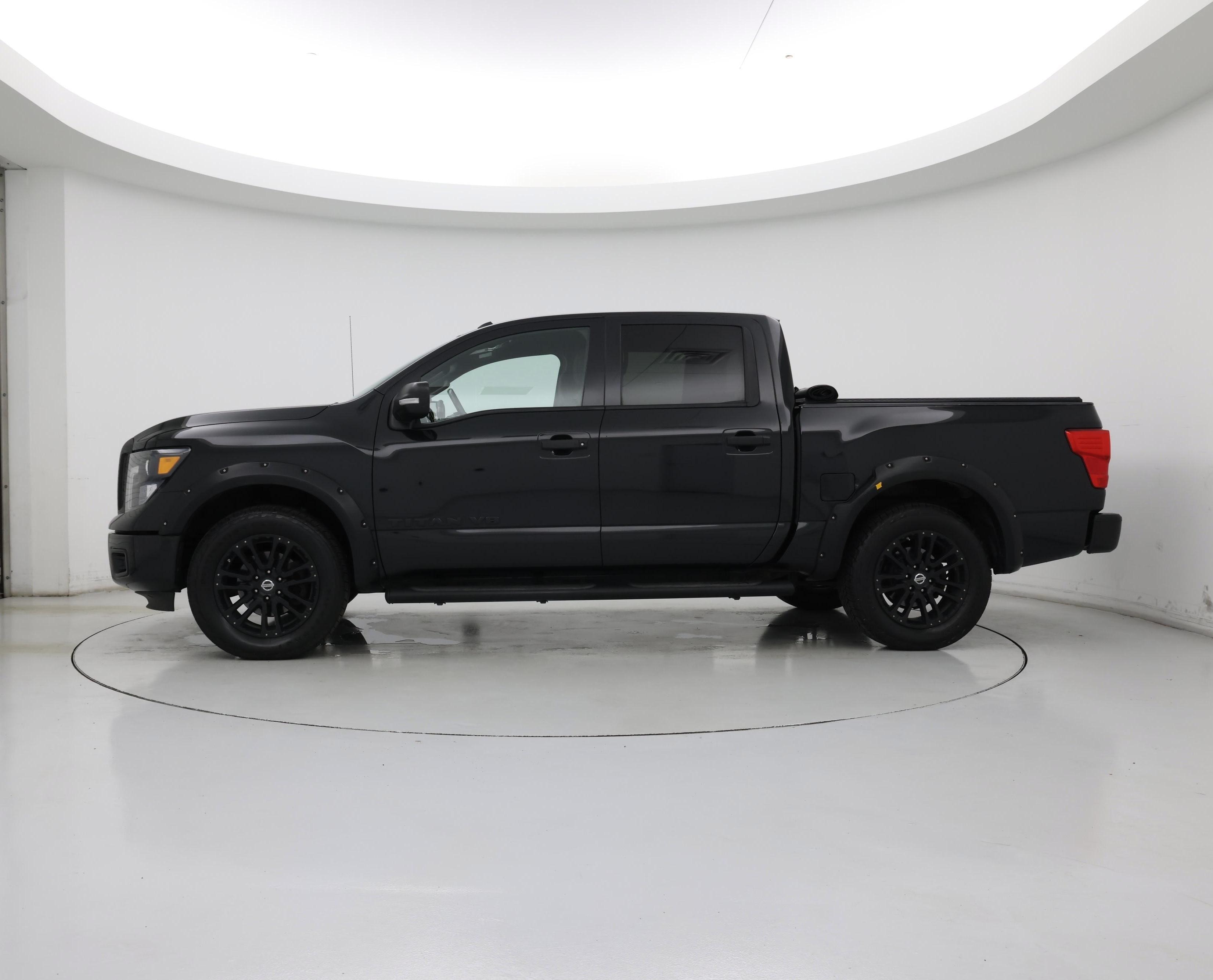 Thumbnail: 2019 Nissan Titan - 3