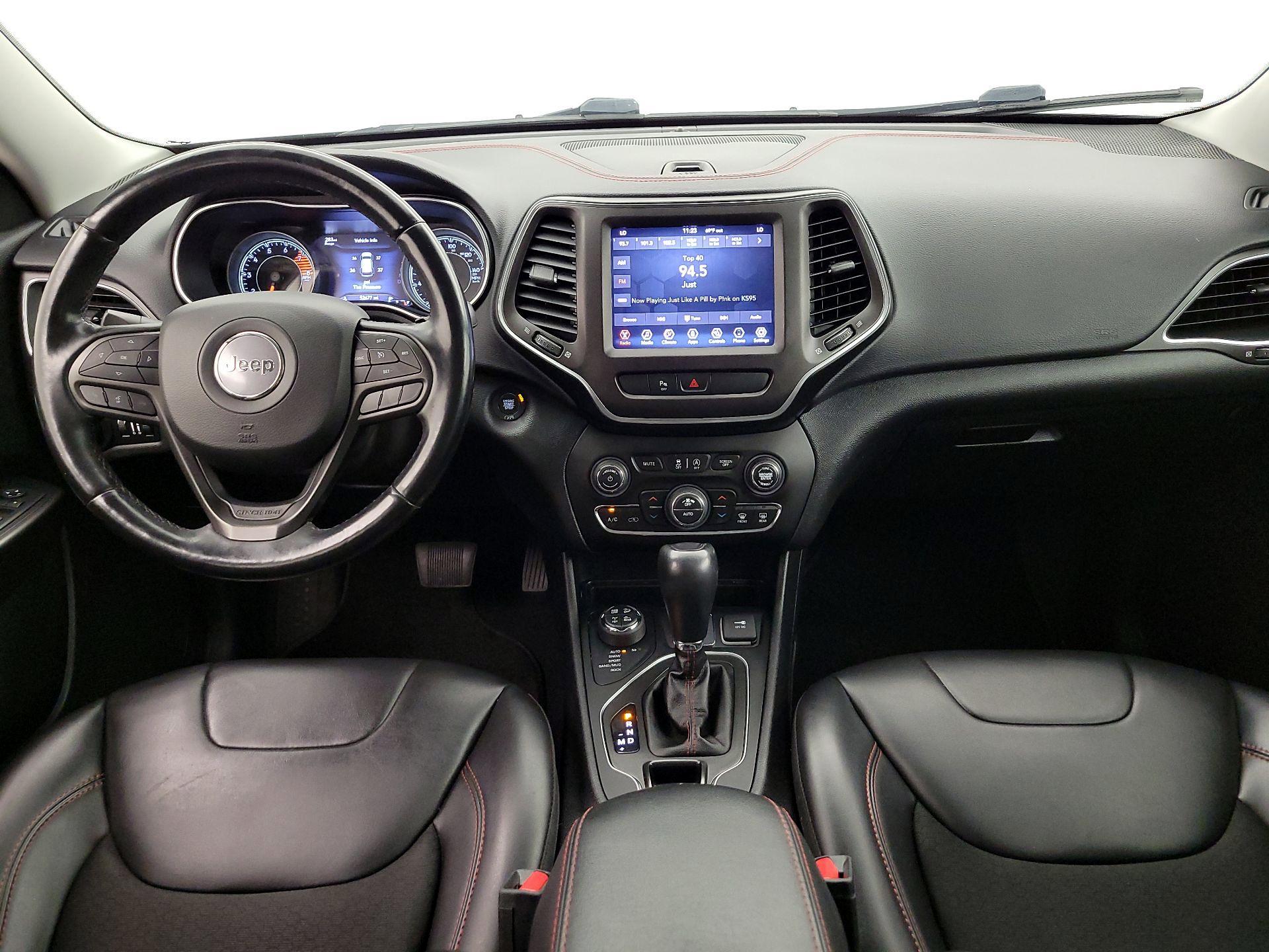 Thumbnail: 2020 Jeep Cherokee - 9