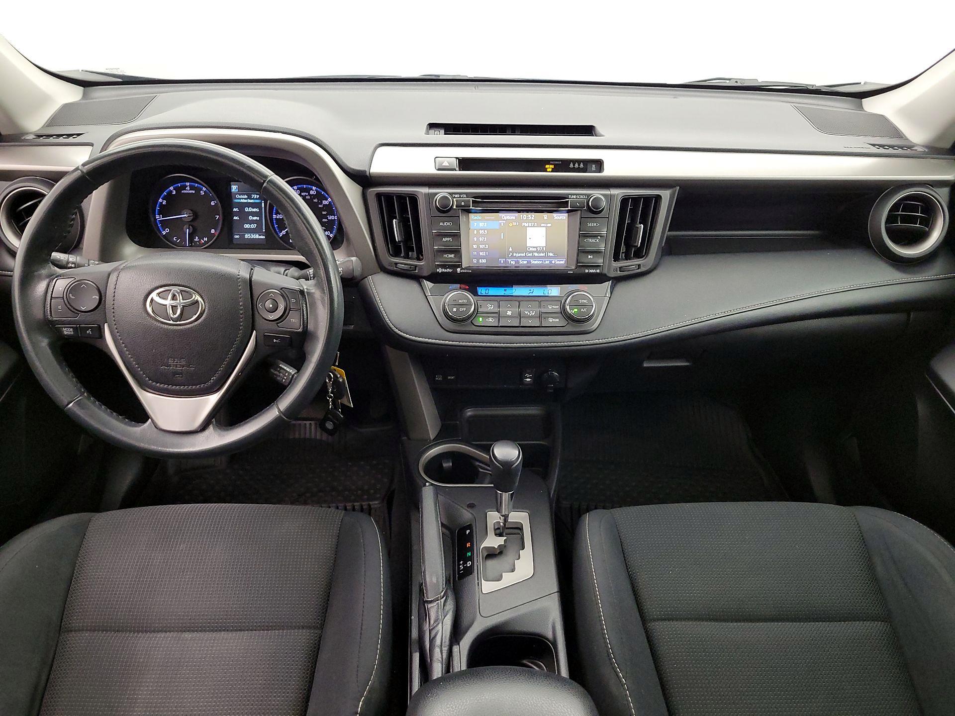 Thumbnail: 2017 Toyota RAV4 - 9