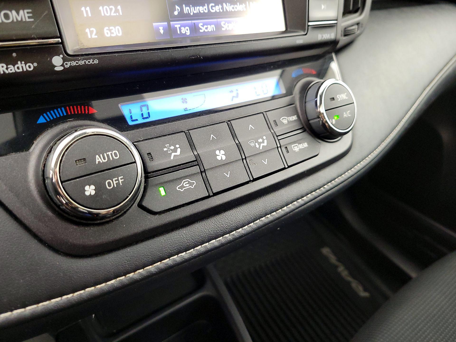 Thumbnail: 2017 Toyota RAV4 - 16
