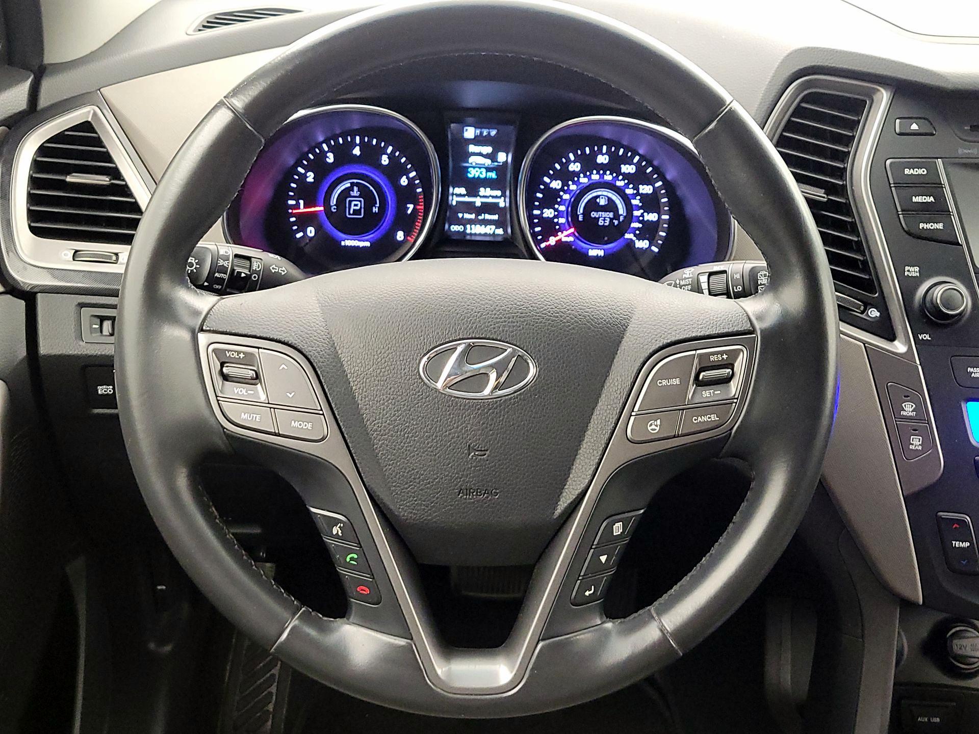 Thumbnail: 2013 Hyundai Santa Fe - 10