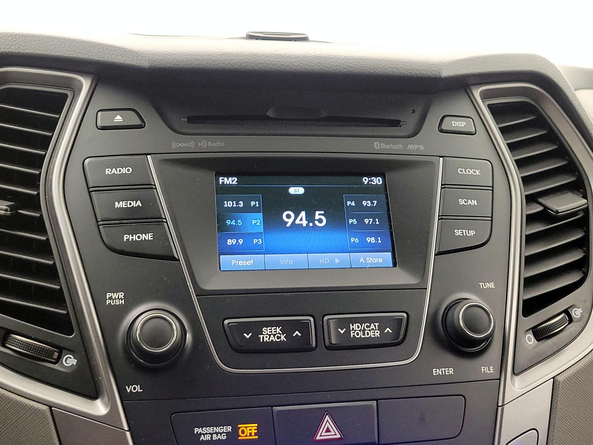 Thumbnail: 2013 Hyundai Santa Fe - 15