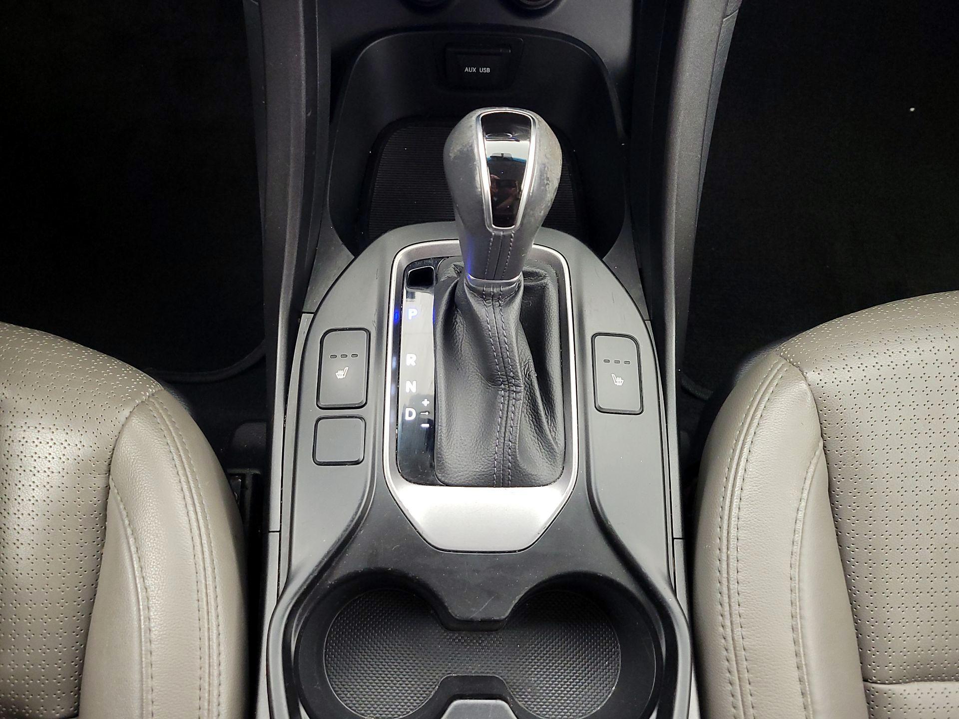 Thumbnail: 2013 Hyundai Santa Fe - 17