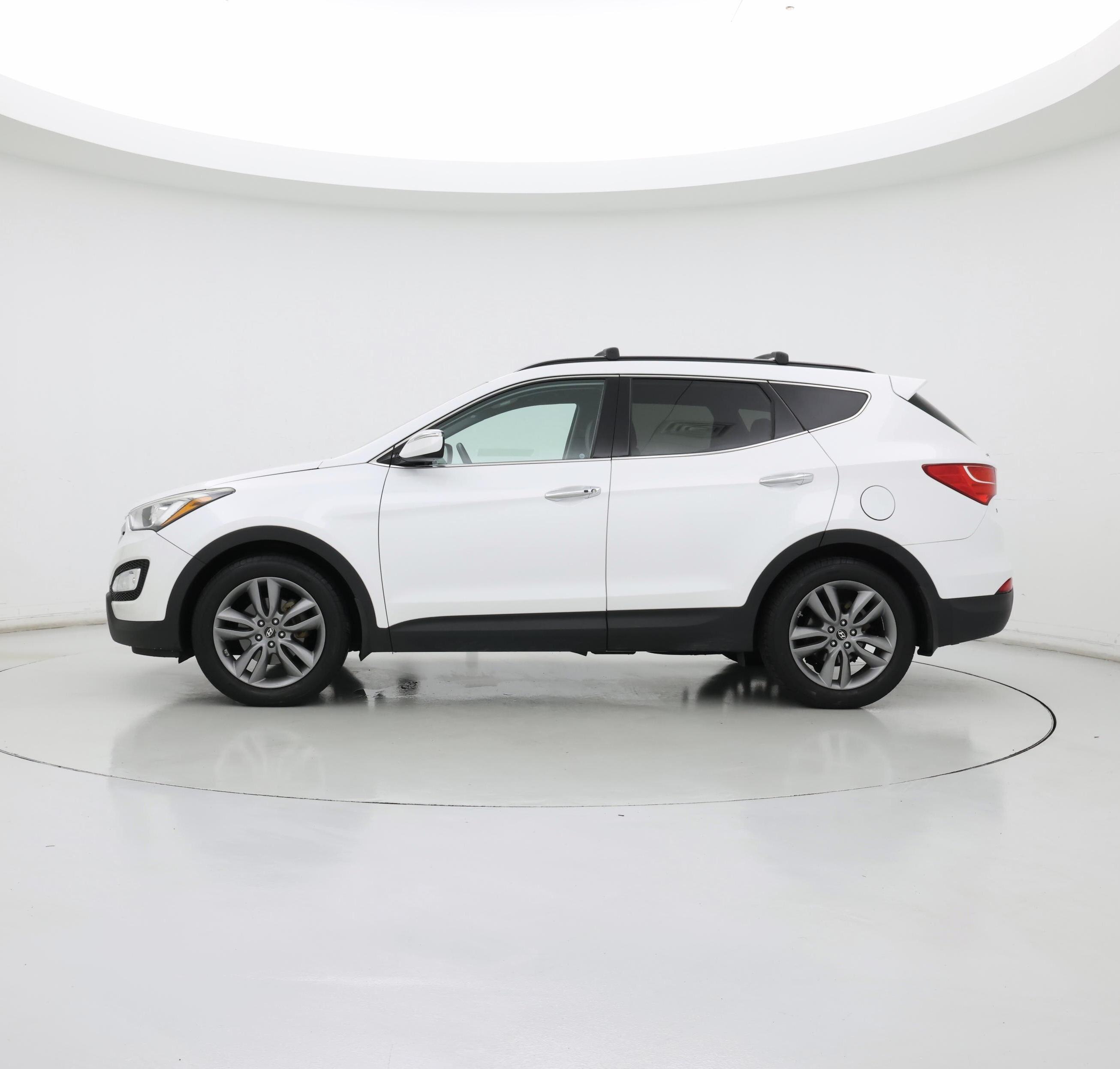 Thumbnail: 2013 Hyundai Santa Fe - 3