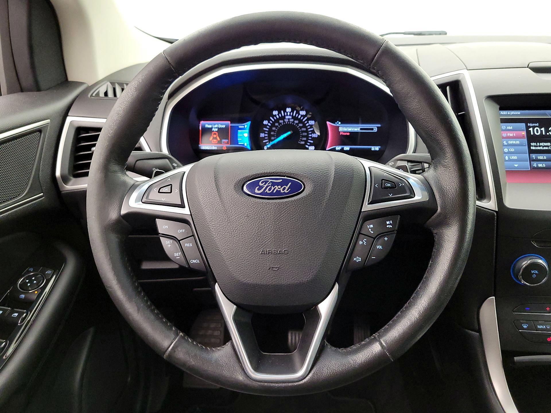 Thumbnail: 2015 Ford Edge - 10