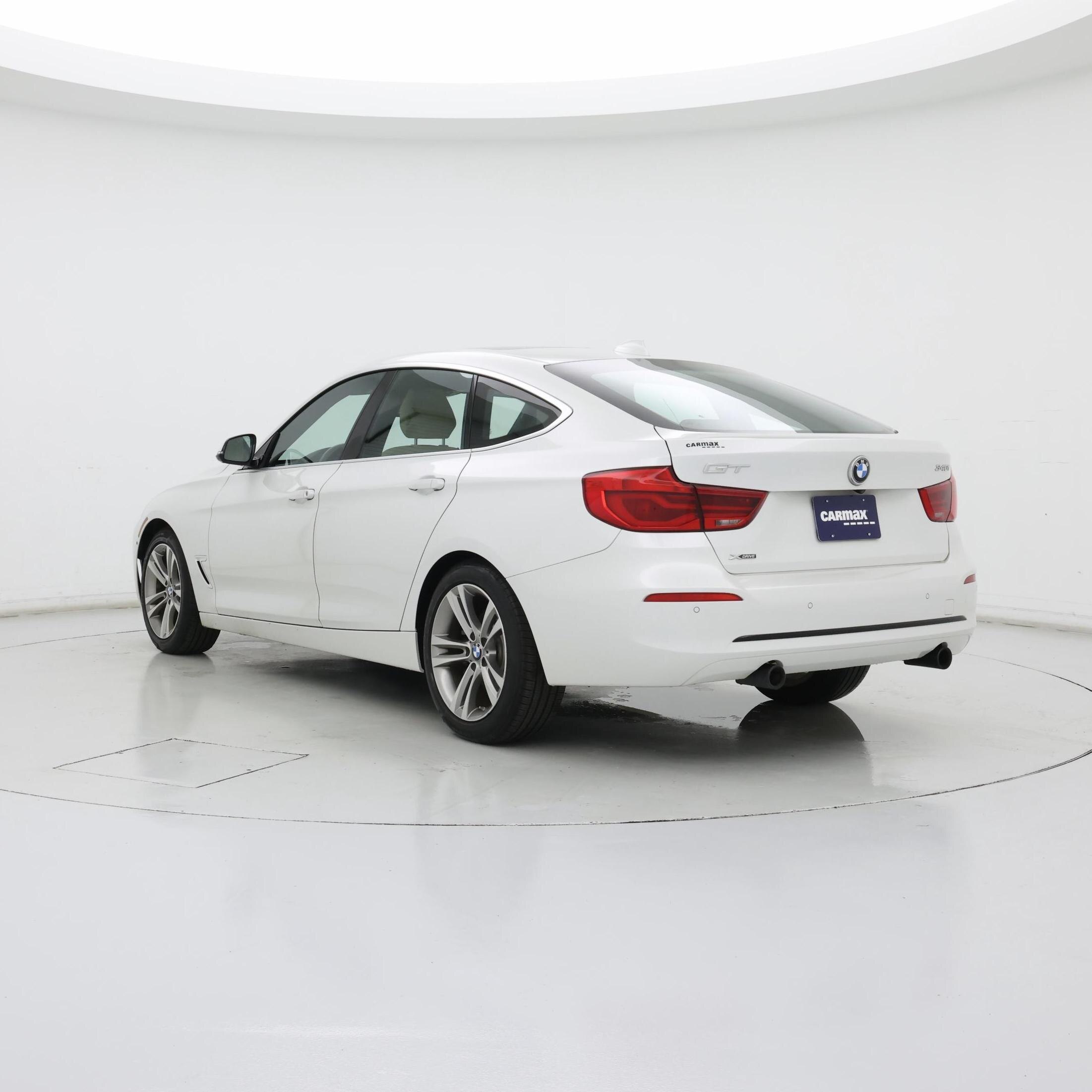 Thumbnail: 2017 BMW 3 Series - 2