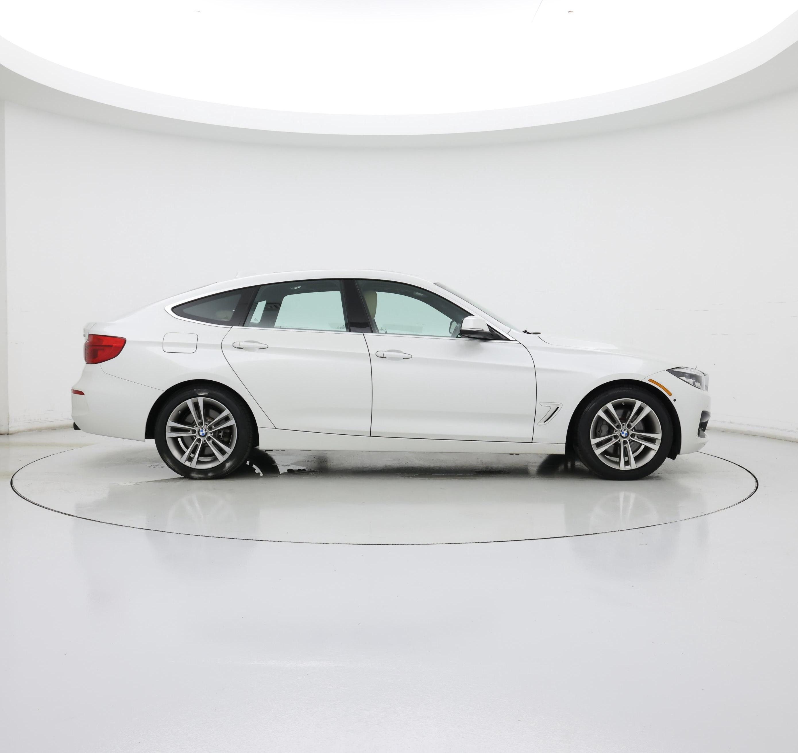 Thumbnail: 2017 BMW 3 Series - 7