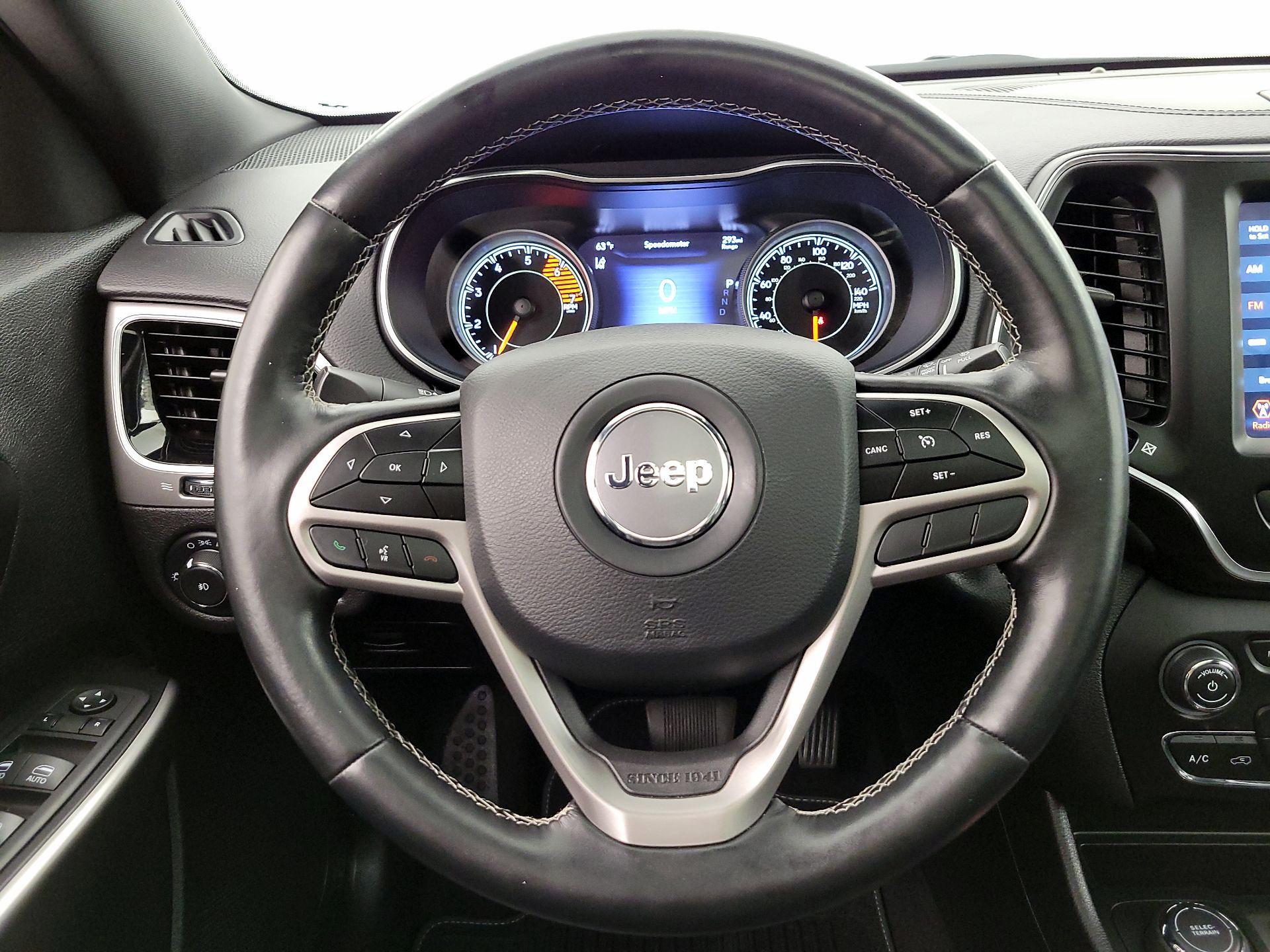 Thumbnail: 2021 Jeep Cherokee - 10