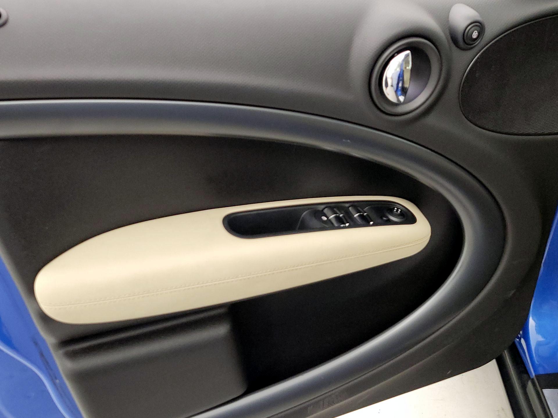 Thumbnail: 2014 MINI Cooper Countryman - 12