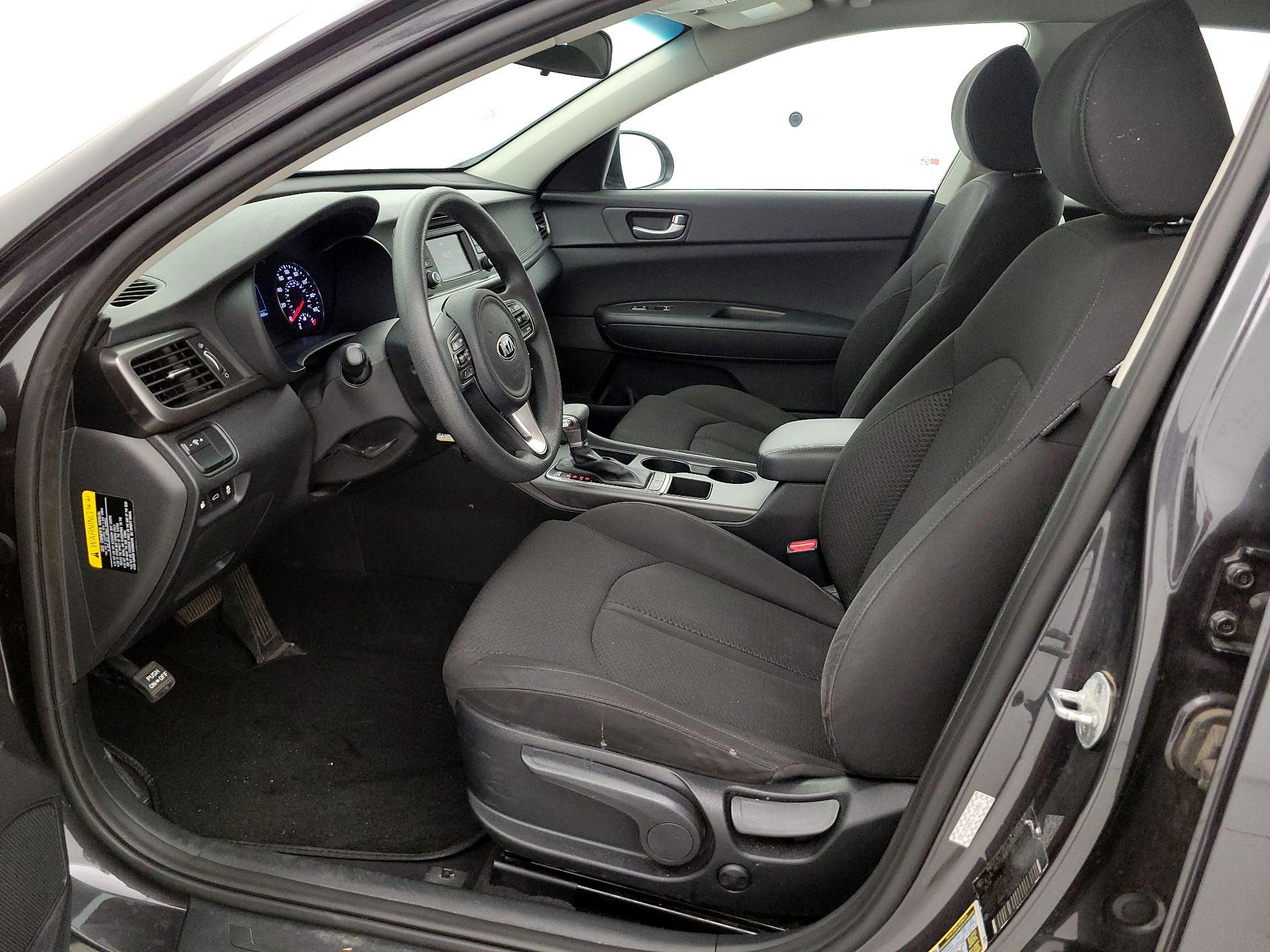 Thumbnail: 2016 Kia Optima - 11