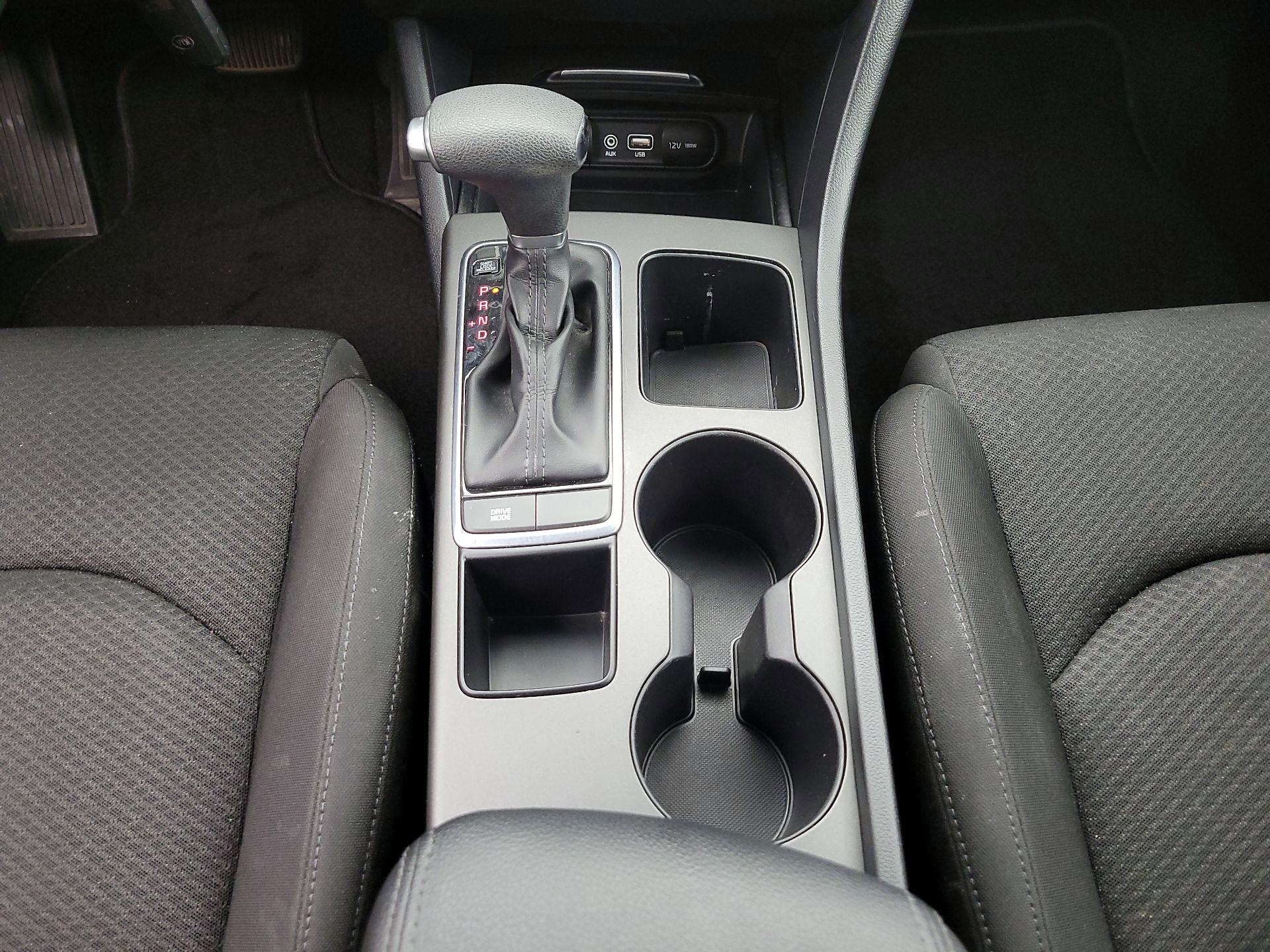 Thumbnail: 2016 Kia Optima - 17