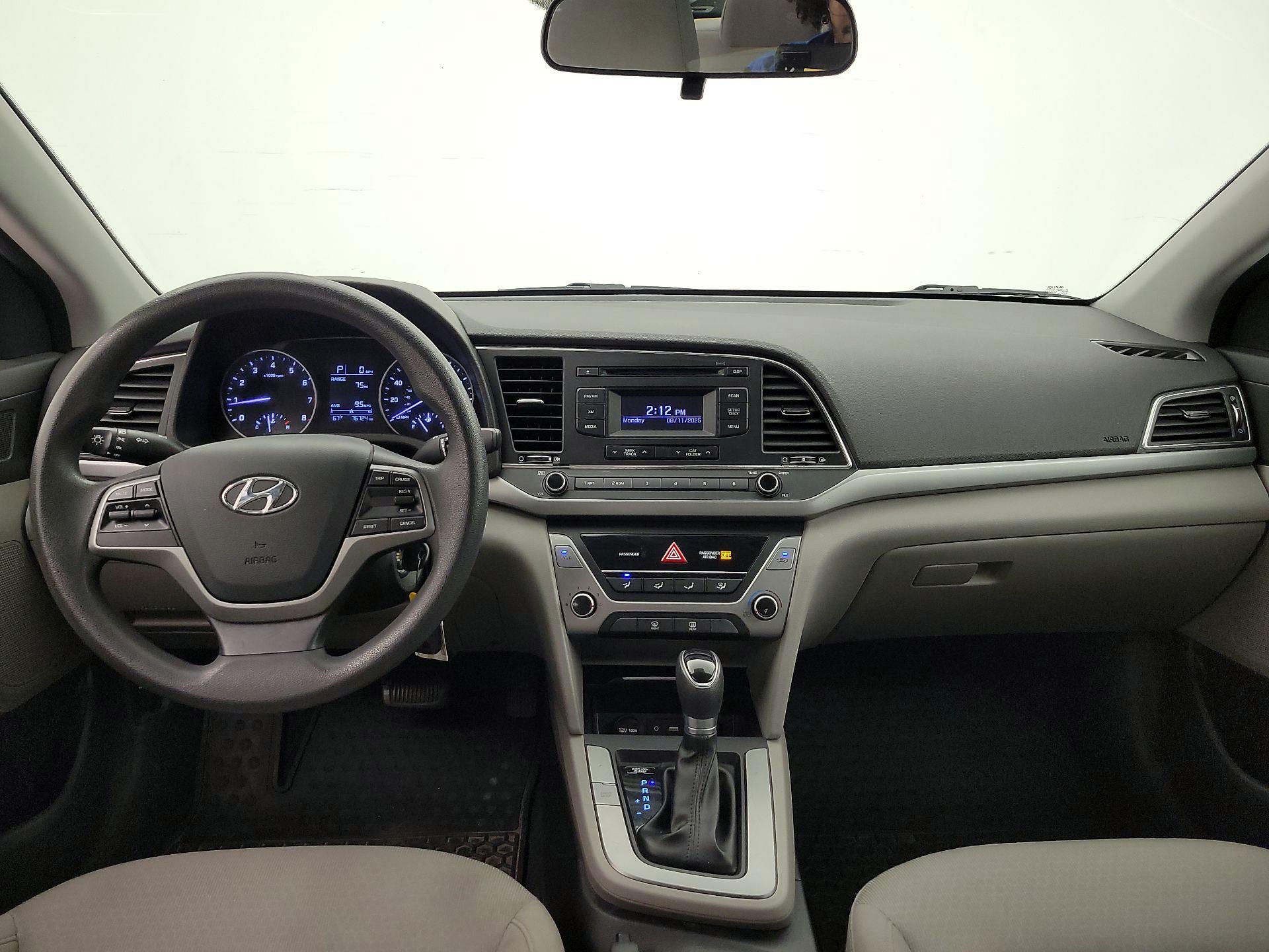 Thumbnail: 2017 Hyundai Elantra - 9