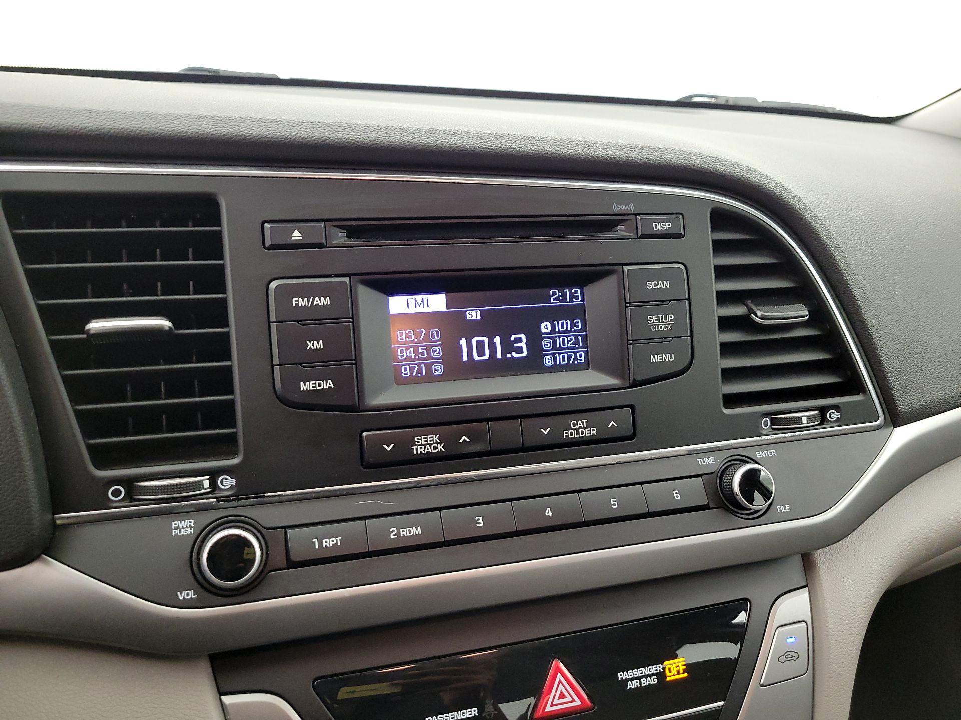 Thumbnail: 2017 Hyundai Elantra - 14