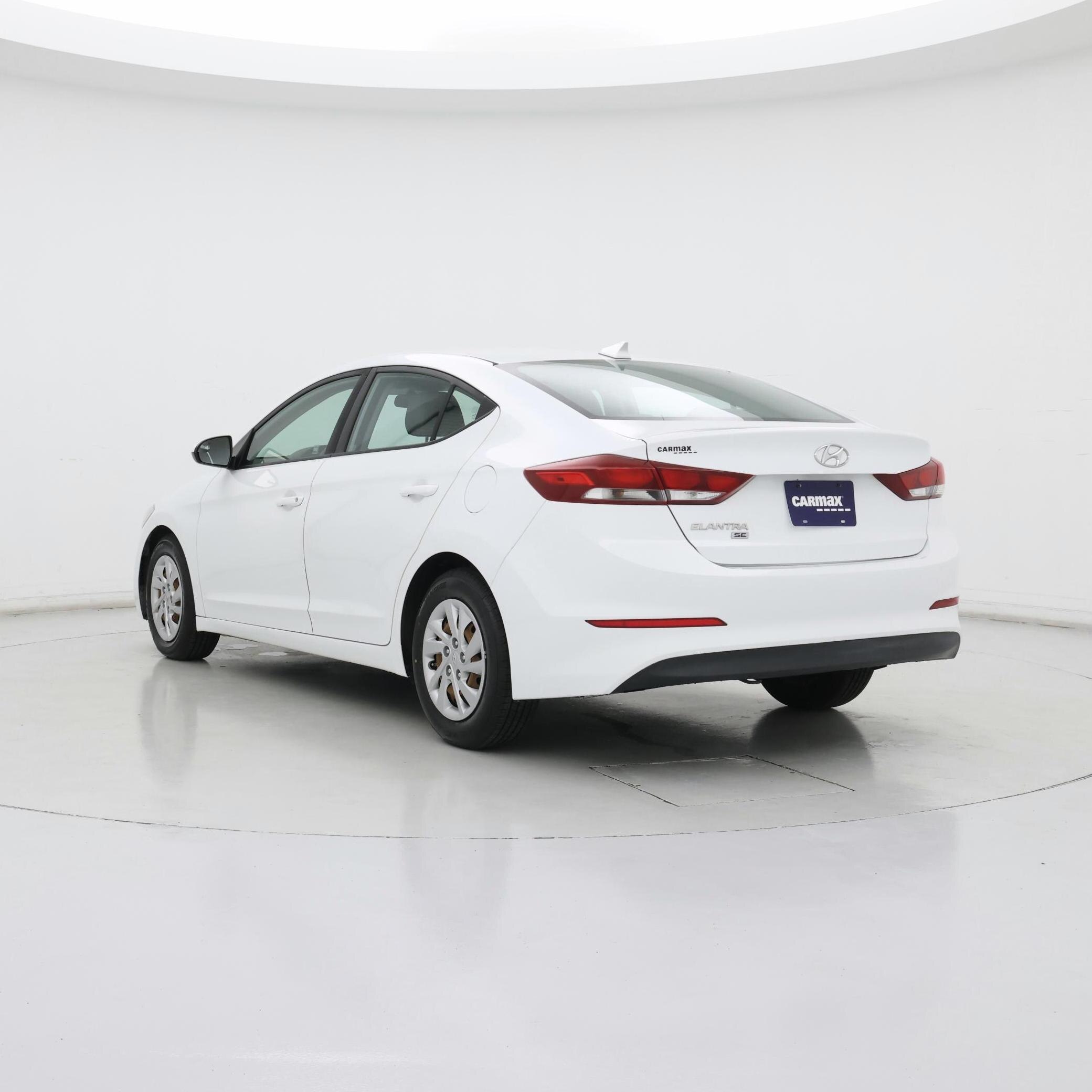 Thumbnail: 2017 Hyundai Elantra - 2