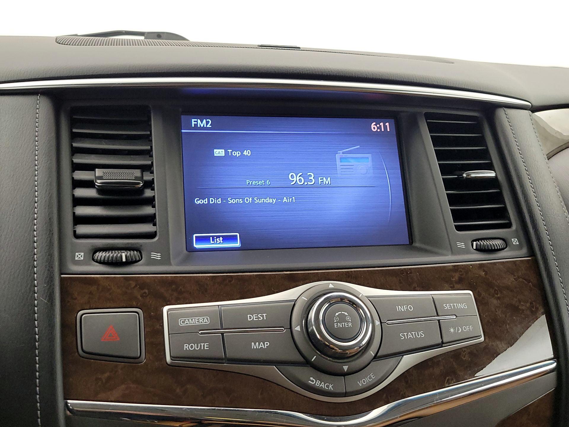 Thumbnail: 2016 INFINITI QX80 - 16