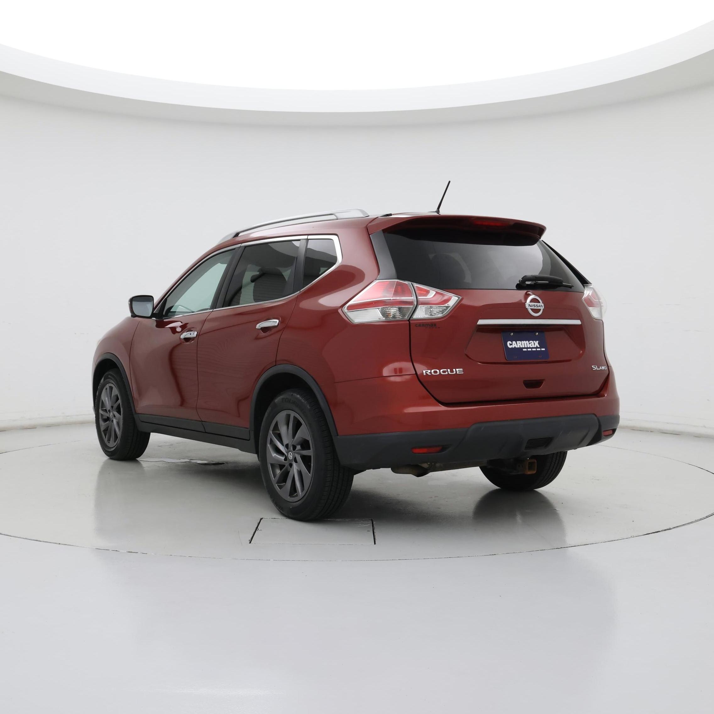Thumbnail: 2016 Nissan Rogue - 2
