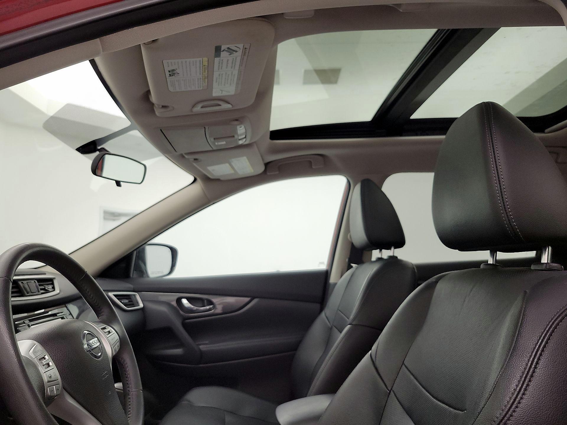 Thumbnail: 2016 Nissan Rogue - 20