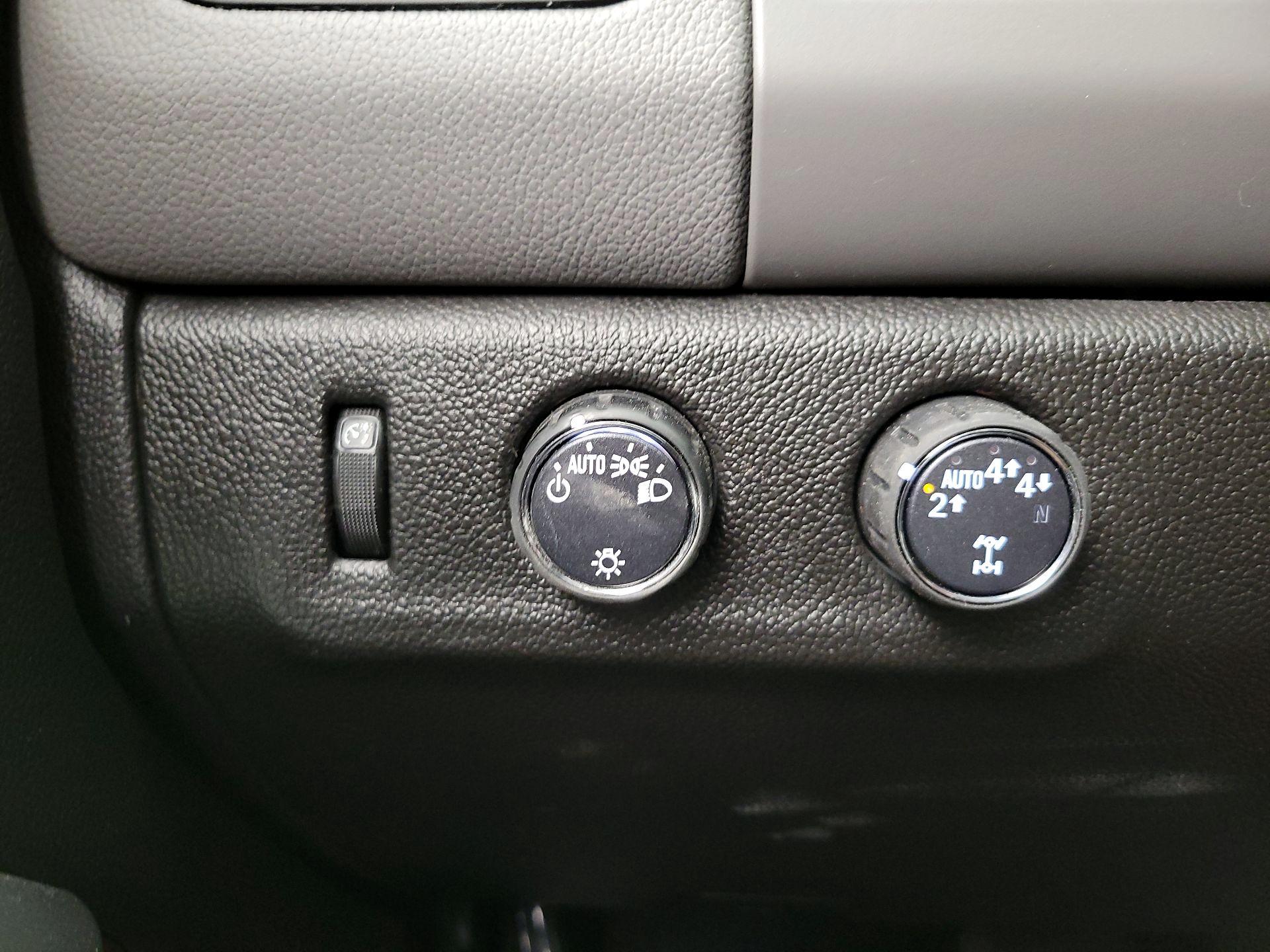 Thumbnail: 2019 Chevrolet Colorado - 13