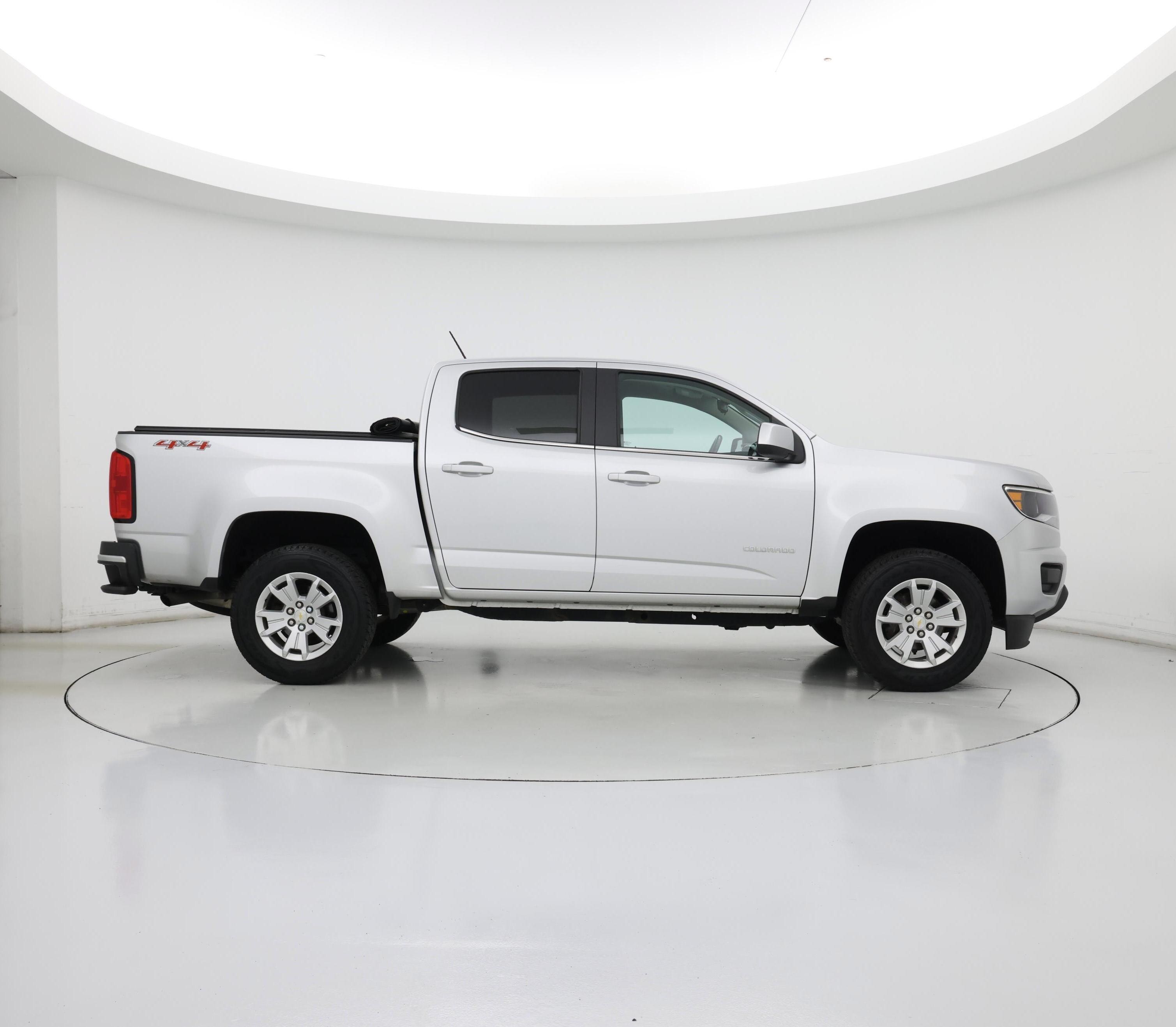 Thumbnail: 2019 Chevrolet Colorado - 7