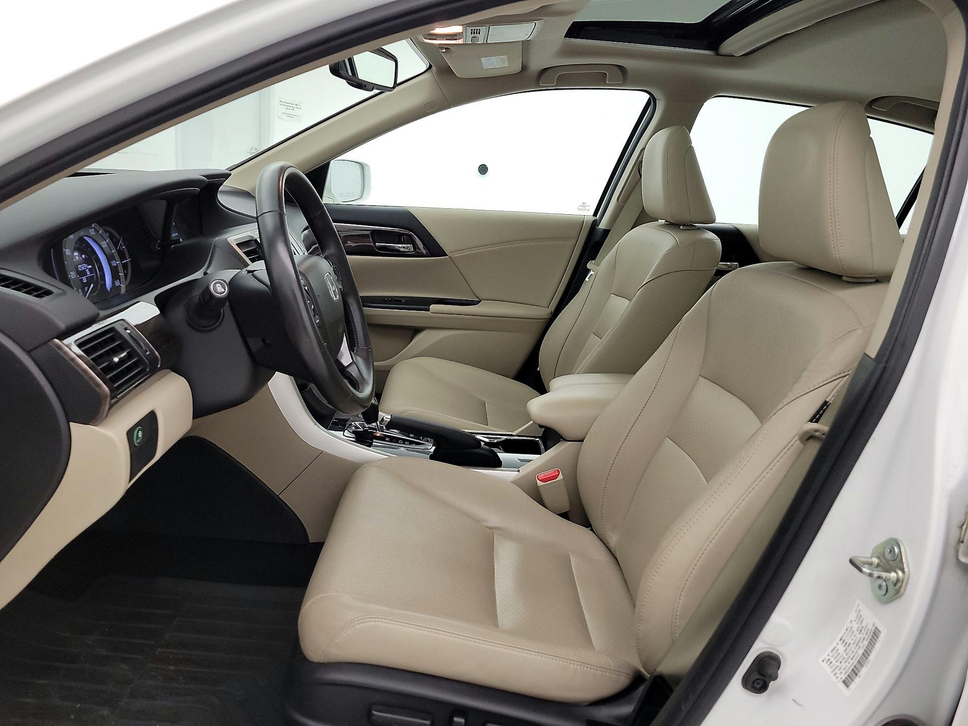 Thumbnail: 2016 Honda Accord - 11