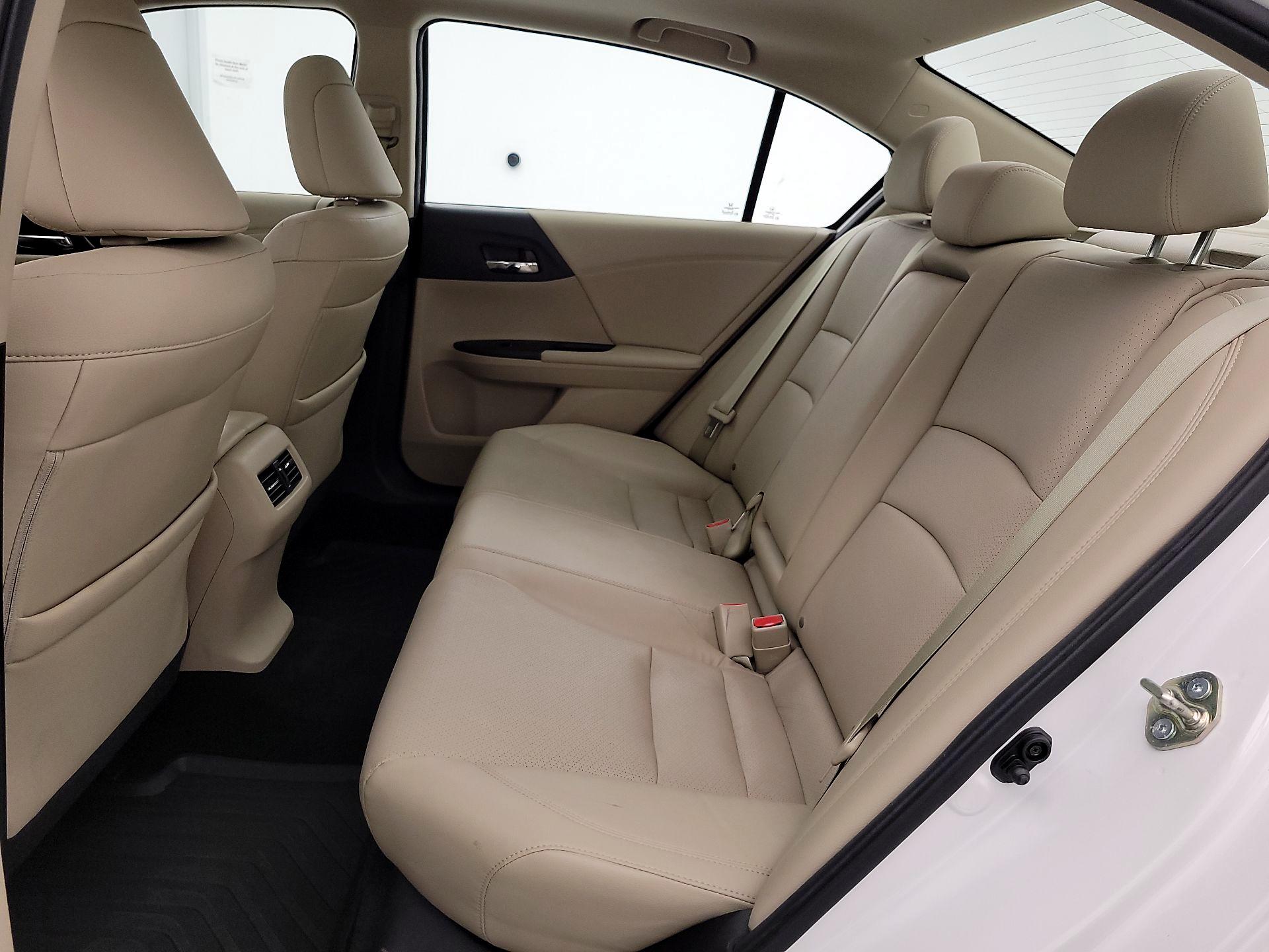 Thumbnail: 2016 Honda Accord - 20