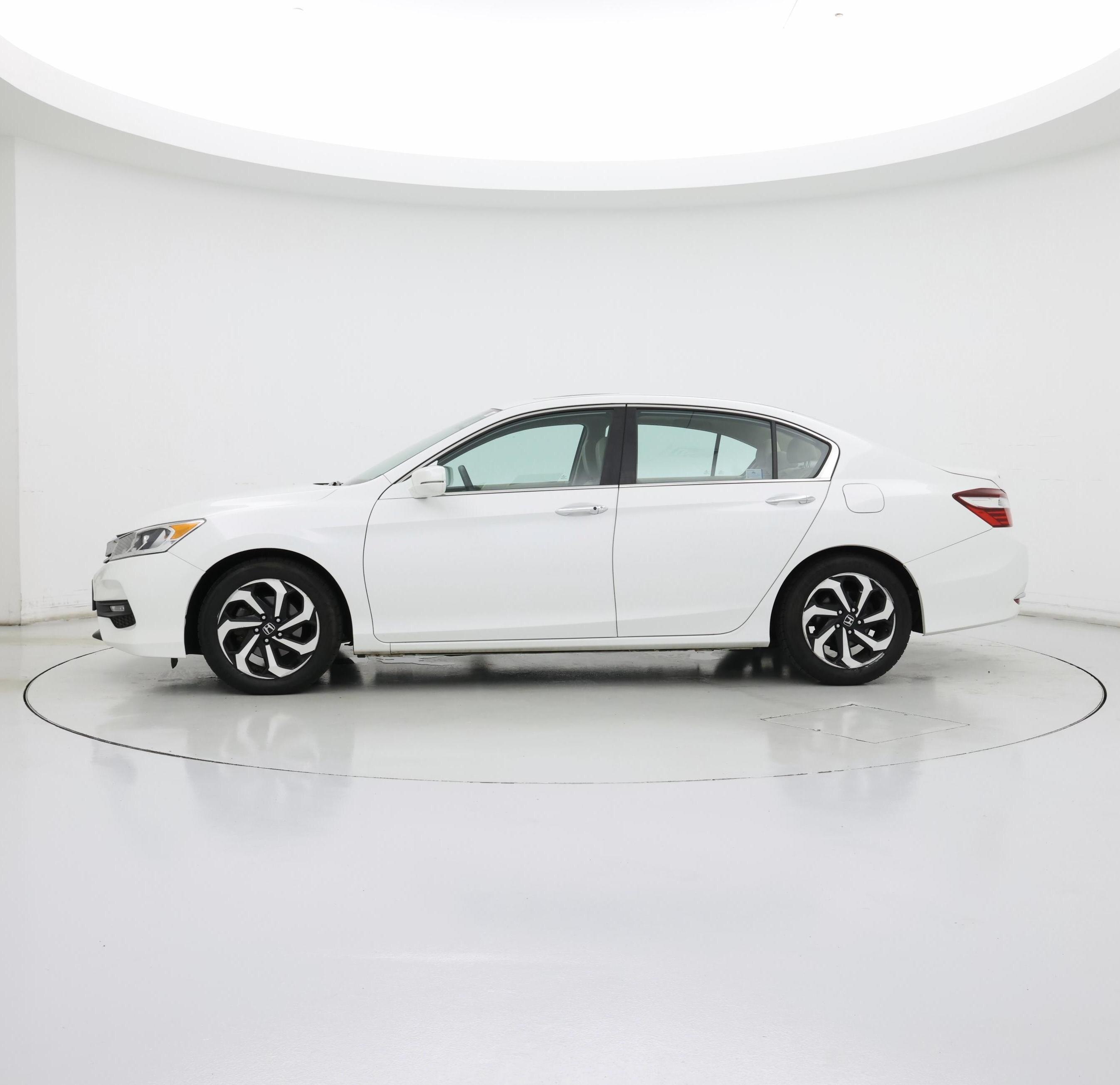Thumbnail: 2016 Honda Accord - 3