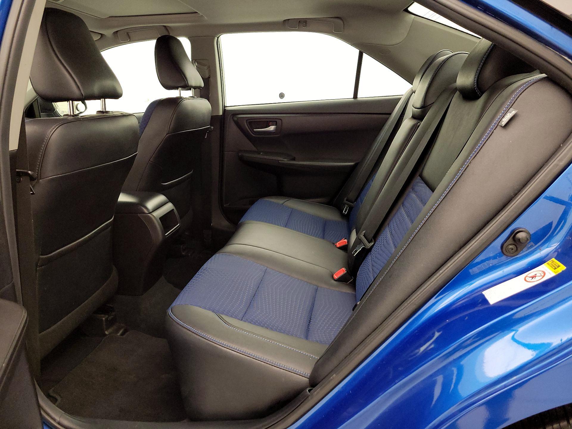 Thumbnail: 2016 Toyota Camry - 20