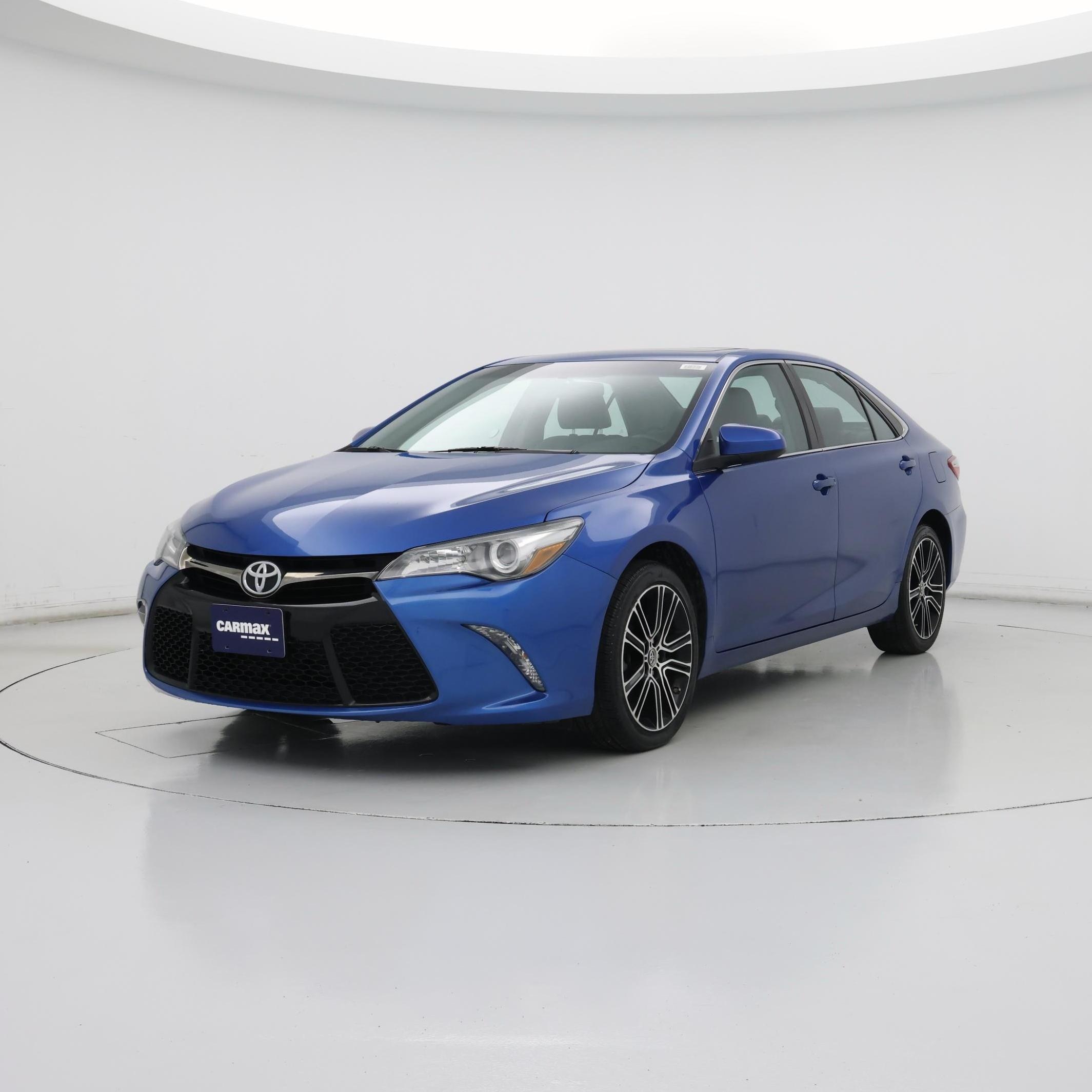 Thumbnail: 2016 Toyota Camry - 4