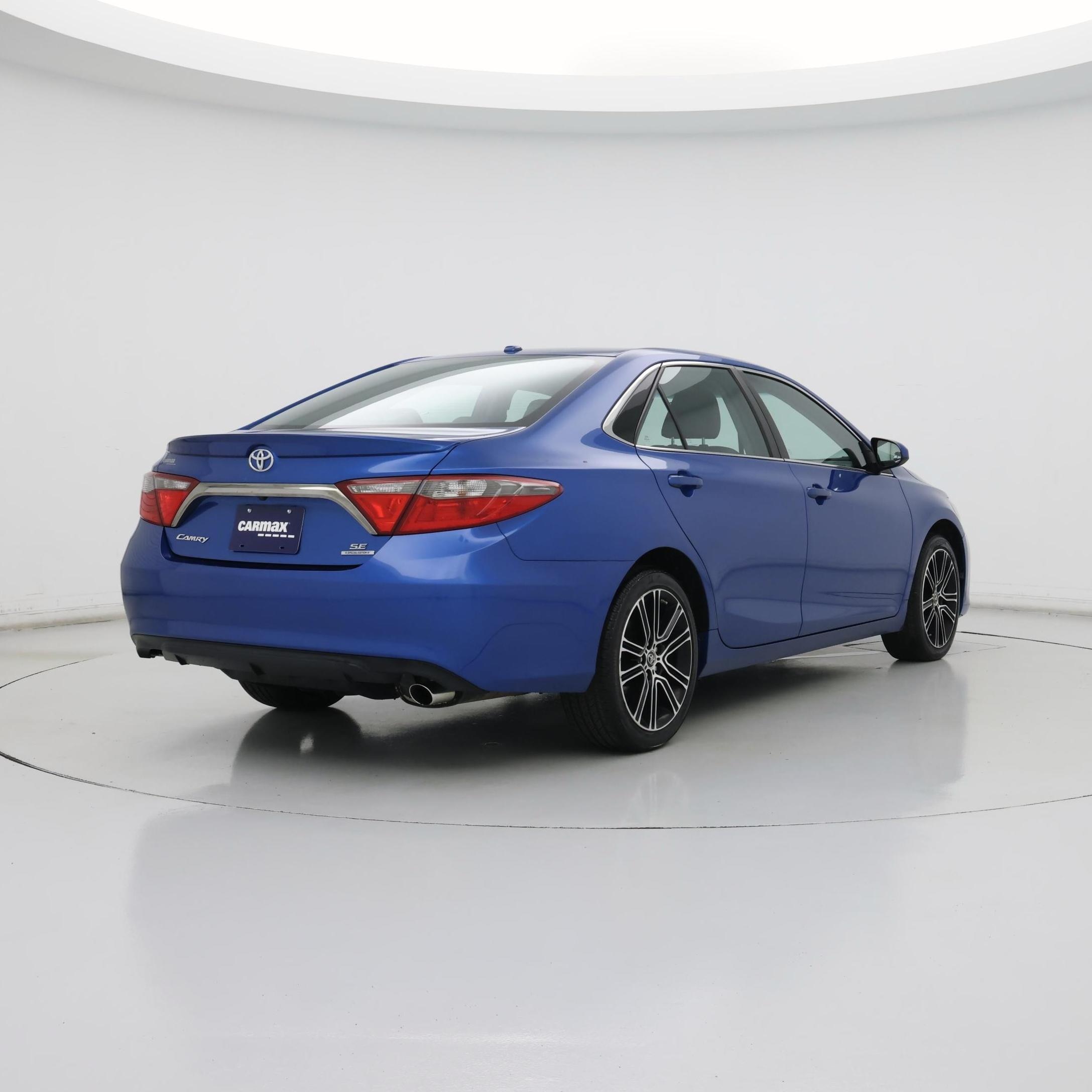 Thumbnail: 2016 Toyota Camry - 8
