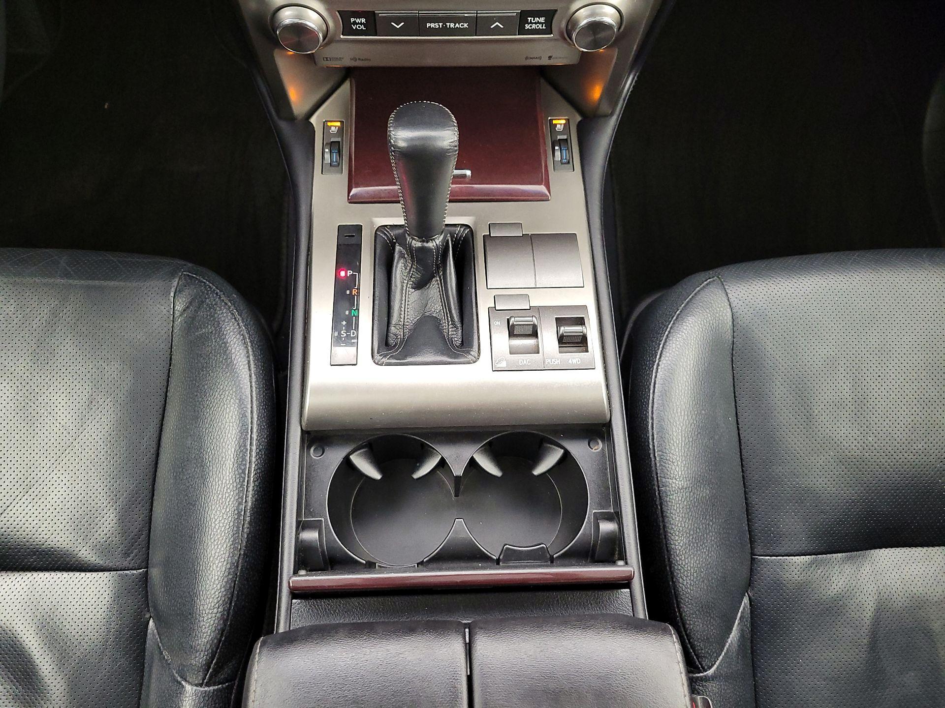 Thumbnail: 2014 Lexus GX - 18