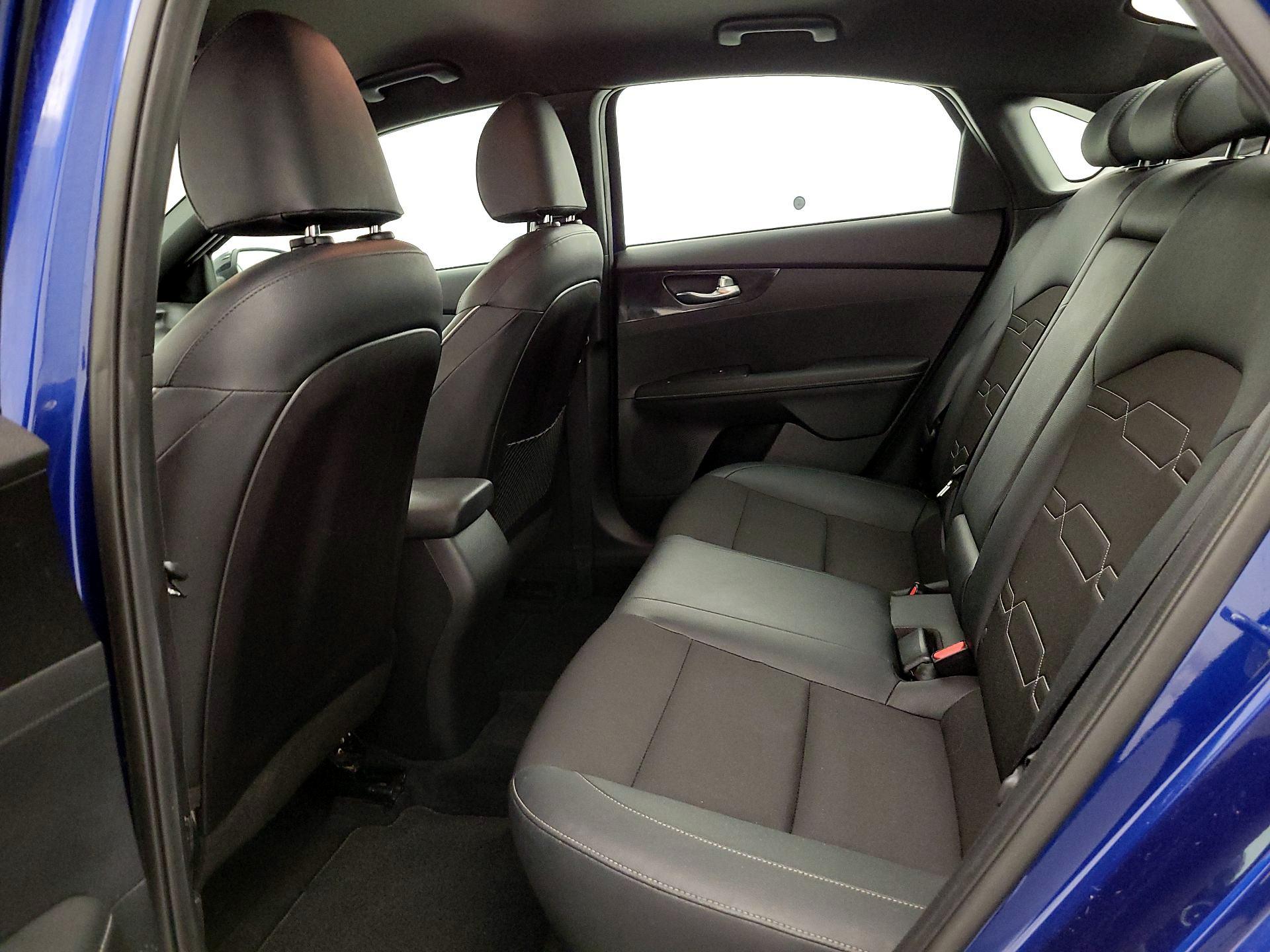 Thumbnail: 2021 Kia Forte - 19