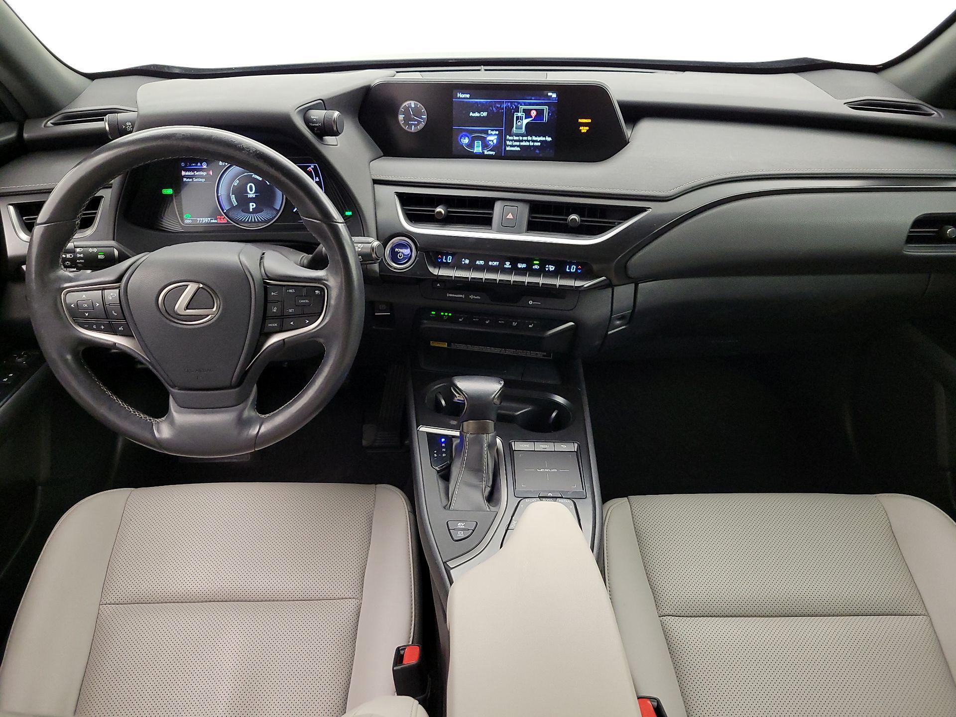 Thumbnail: 2020 Lexus UX - 9