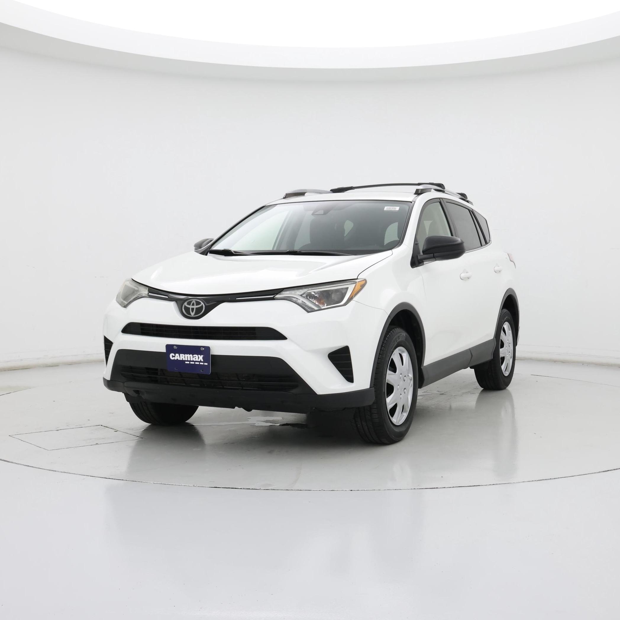Thumbnail: 2018 Toyota RAV4 - 4