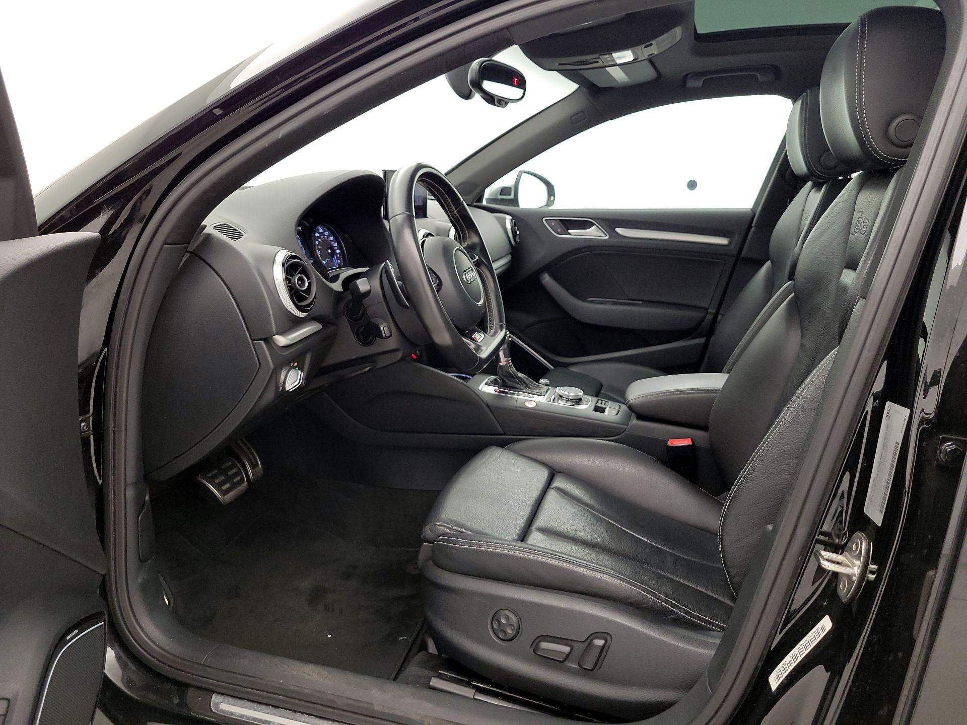 Thumbnail: 2015 Audi S3 - 11