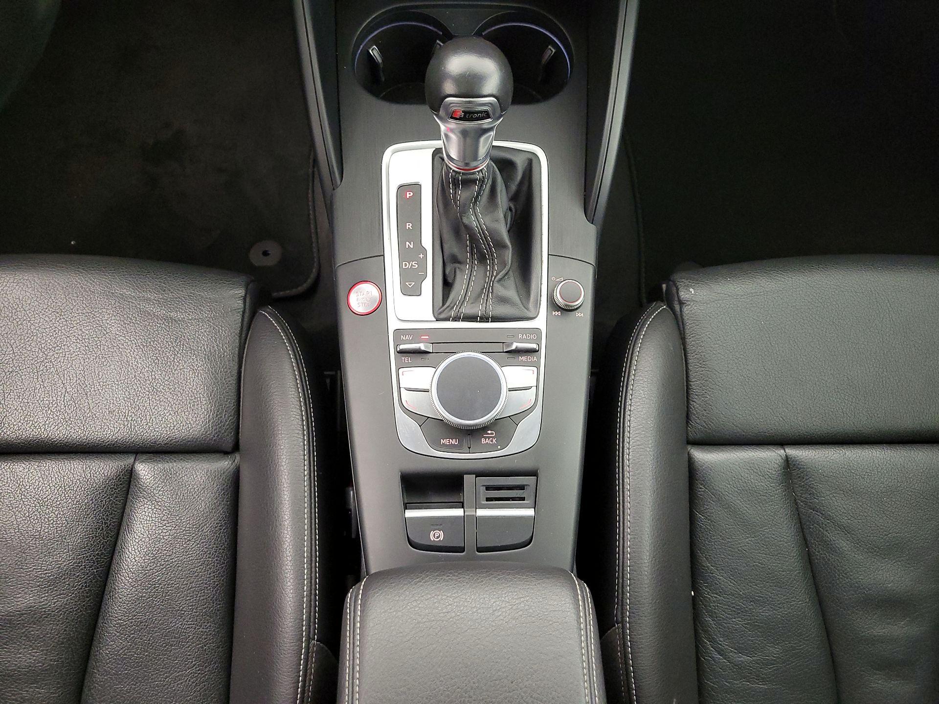 Thumbnail: 2015 Audi S3 - 18