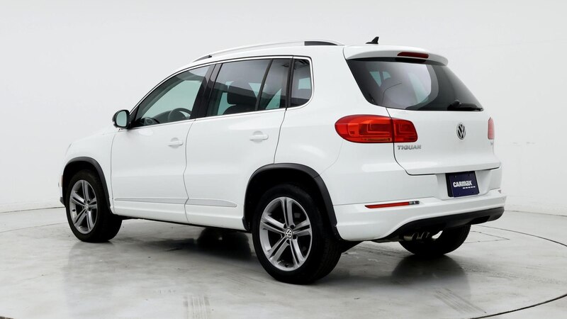 2017 Volkswagen Tiguan Sport 2