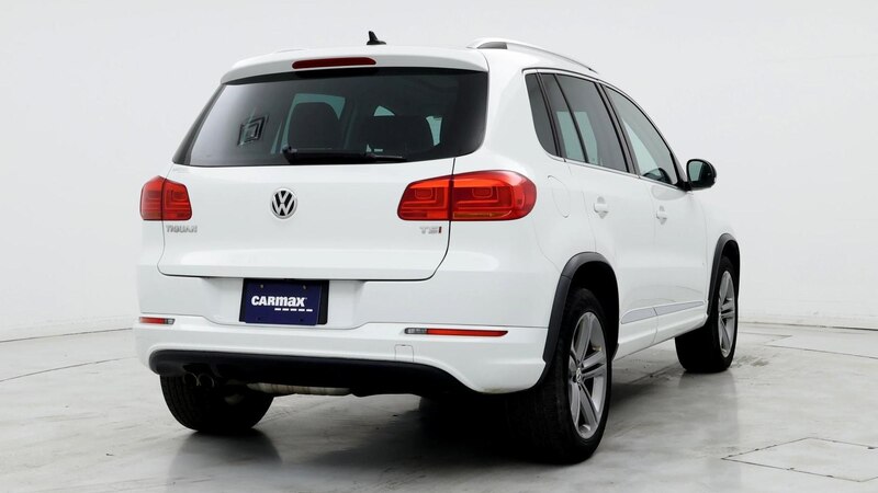 2017 Volkswagen Tiguan Sport 8