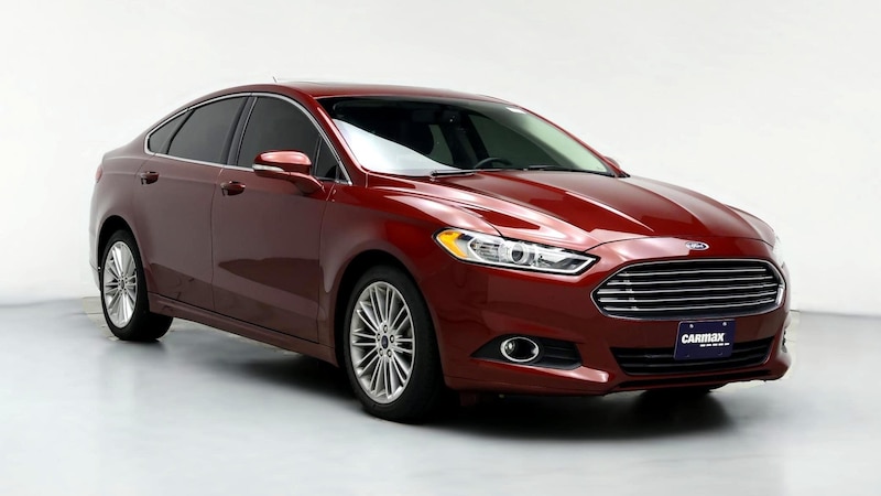 2014 Ford Fusion SE Hero Image