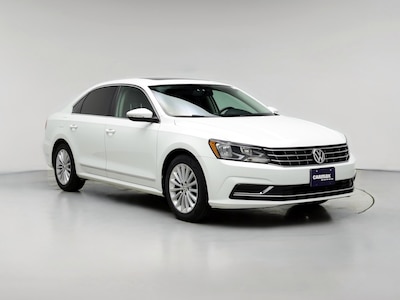 2016 Volkswagen Passat SE -
                Naperville, IL