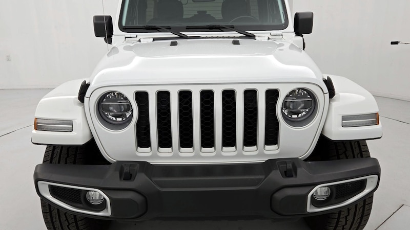 2021 Jeep Wrangler Unlimited Sahara 2