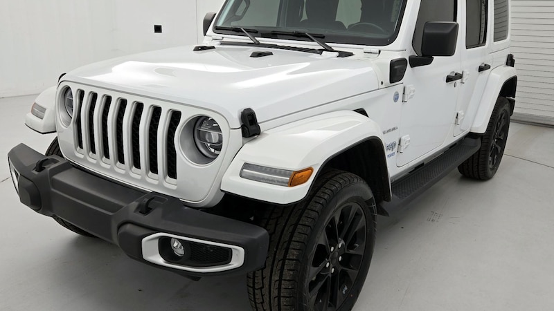 2021 Jeep Wrangler Unlimited Sahara 3